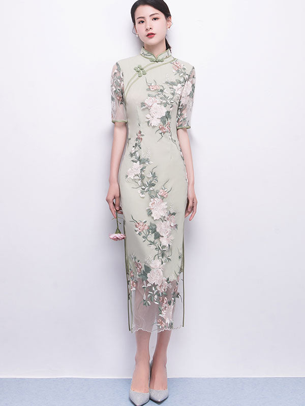 Elegant Green Embroidered Long Qipao Cheongsam Dress for Women - Vintage Chinese Style Evening Gown for Parties, Weddings, and Special Occasions