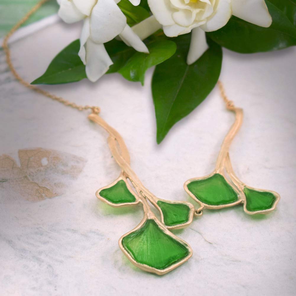 Handmade Artisan Glass & Gold-Plated Green Ginkgo Leaf Necklace - Elegant Nature-Inspired Jewelry for Women, Perfect for Weddings, Parties & Everyday Wear