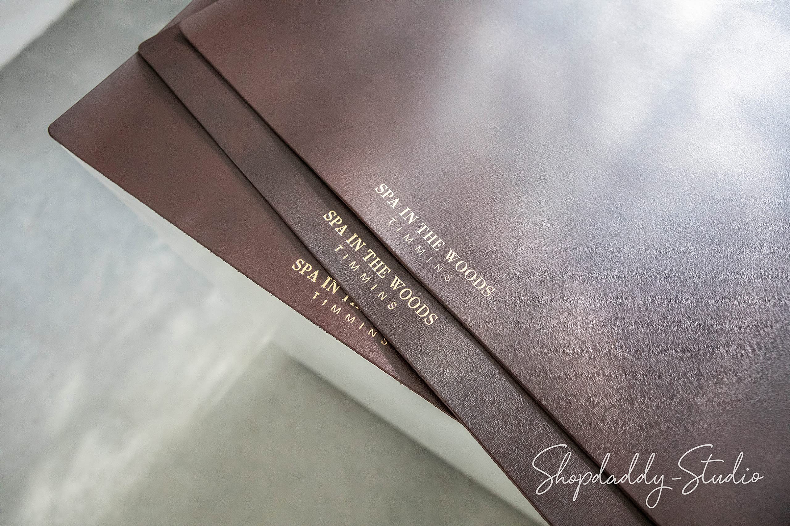 Premium Custom Leather Placemats for Restaurants & Home Dining - Heat Resistant Washable Table Mats Set with Rustic Farmhouse Design - Perfect for Dinner Parties, Weddings & Holiday Gatherings