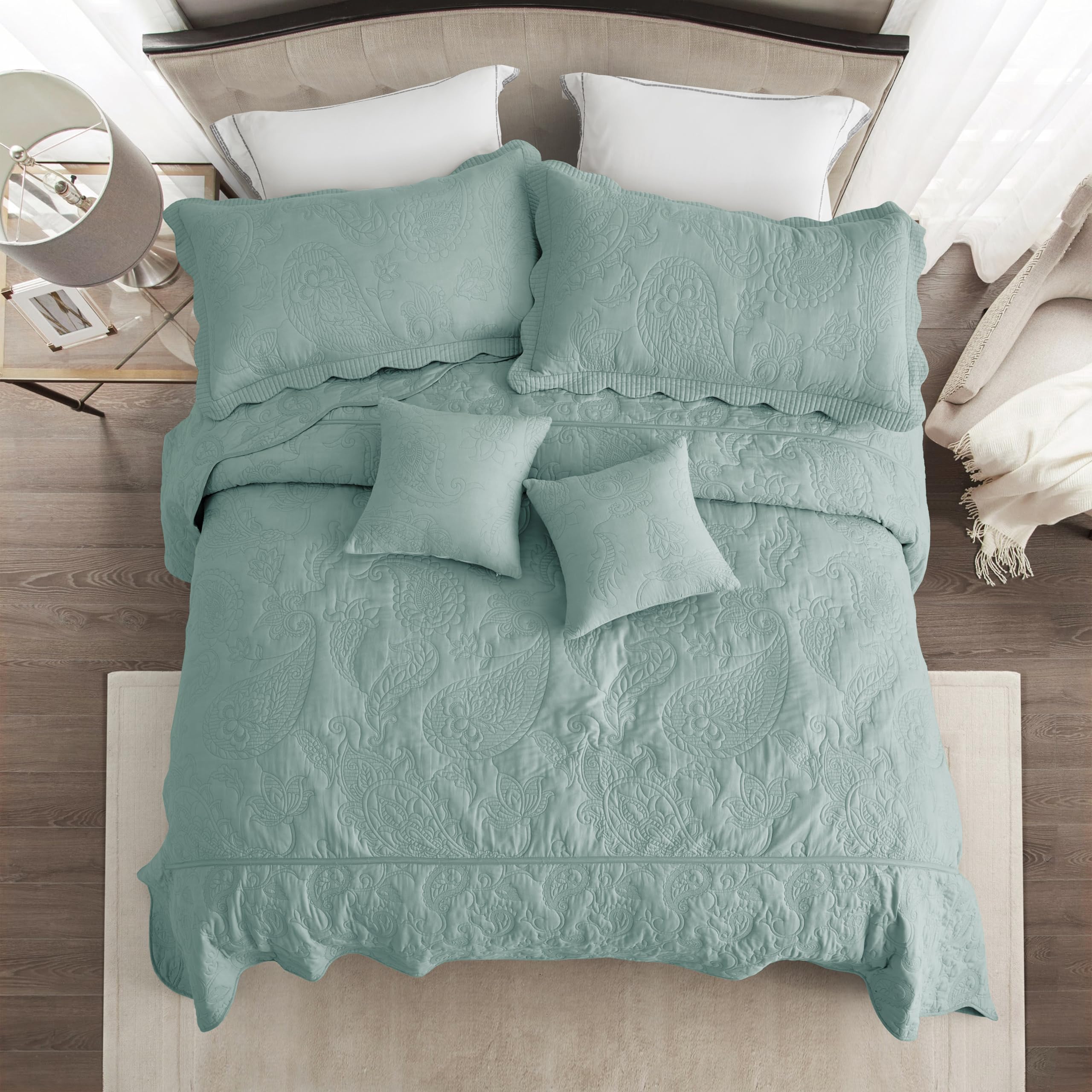 Queen Size Bedspread Set - 5 Piece Lightweight Quilted Coverlet & Reversible Comforter - 100% Luxurious Microfiber Bedding in Seaglass - Perfect for Guest Rooms, Master Bedrooms & Cozy Home Decor