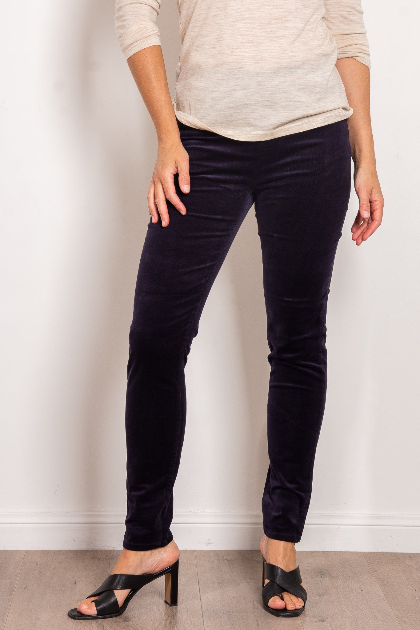 Vassalli Women's Fine Skinny Corduroy Pull On Pants - Stretch Comfort Fit for Work, Casual & Travel