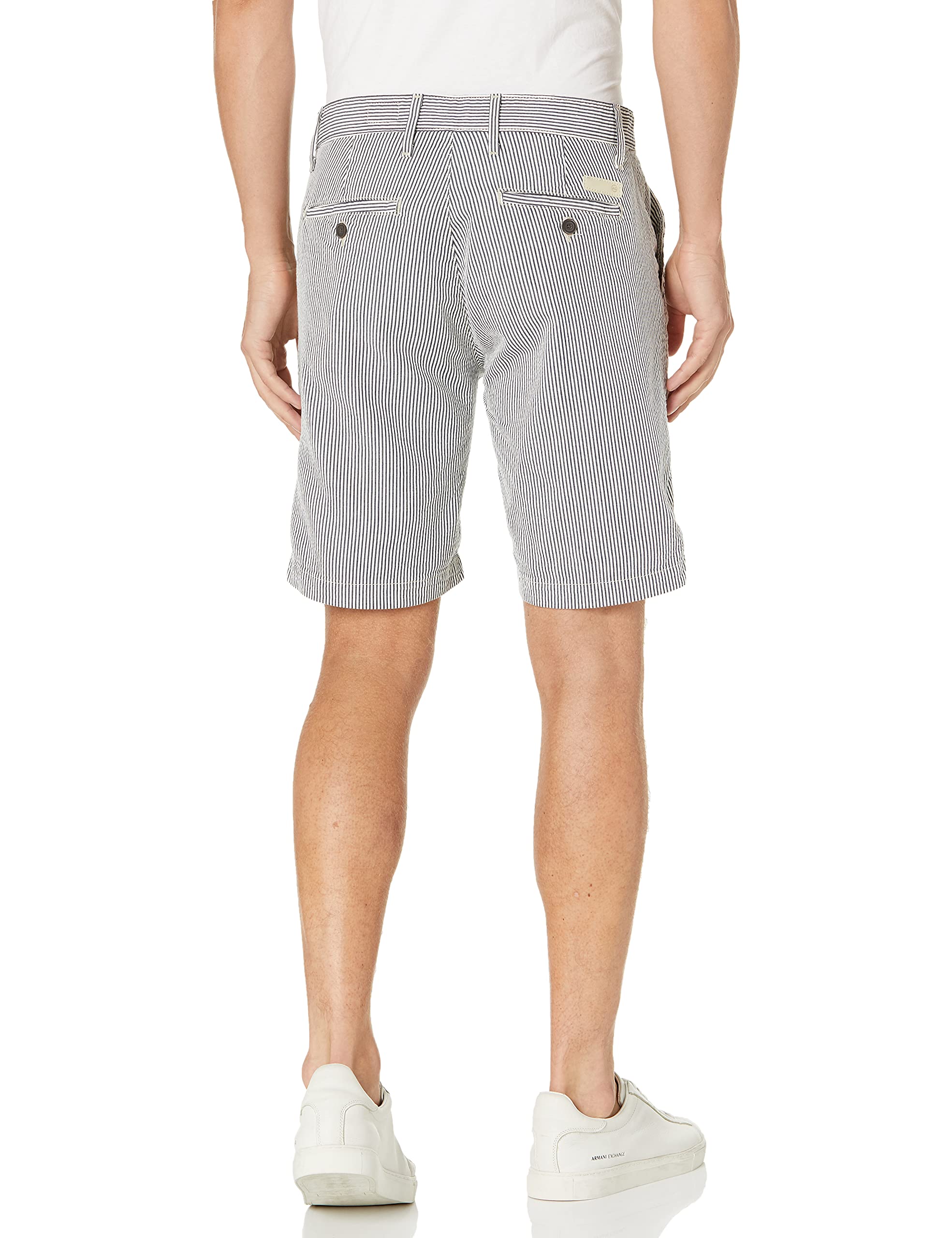 Men's The Wanderer Modern Short Sleeve T-Shirt - Comfortable Casual Wear for Travel, Gym & Everyday Outfits