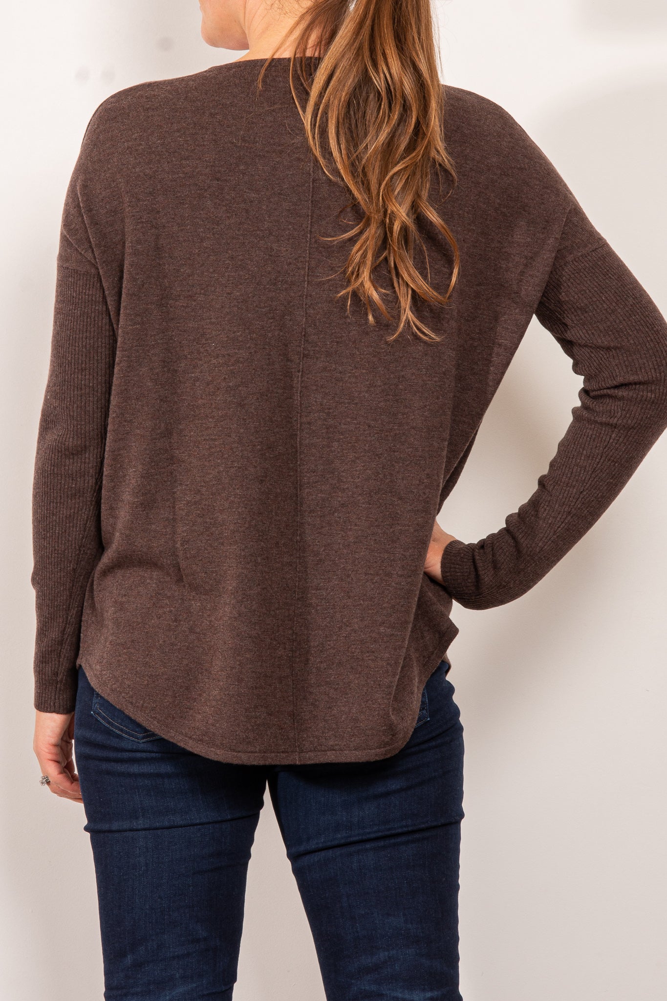Bridge & Lord Curved Hem Crew Neck Sweater for Women - Soft Knit Pullover for Casual Wear & Office Outfits