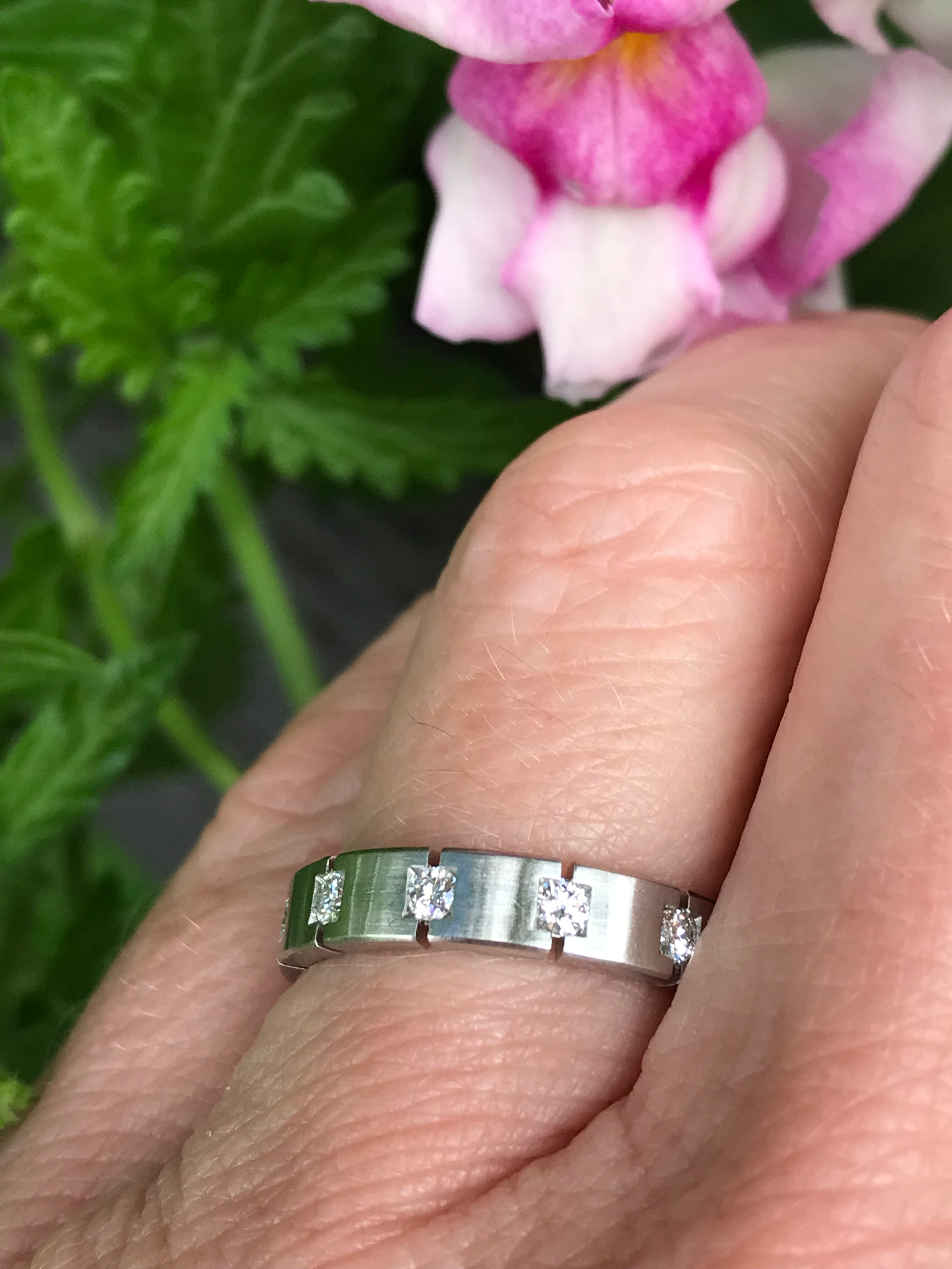 0.48ct TW Platinum Diamond Eternity Wedding Ring - VS1 Clarity, Perfect for Anniversaries & Proposals