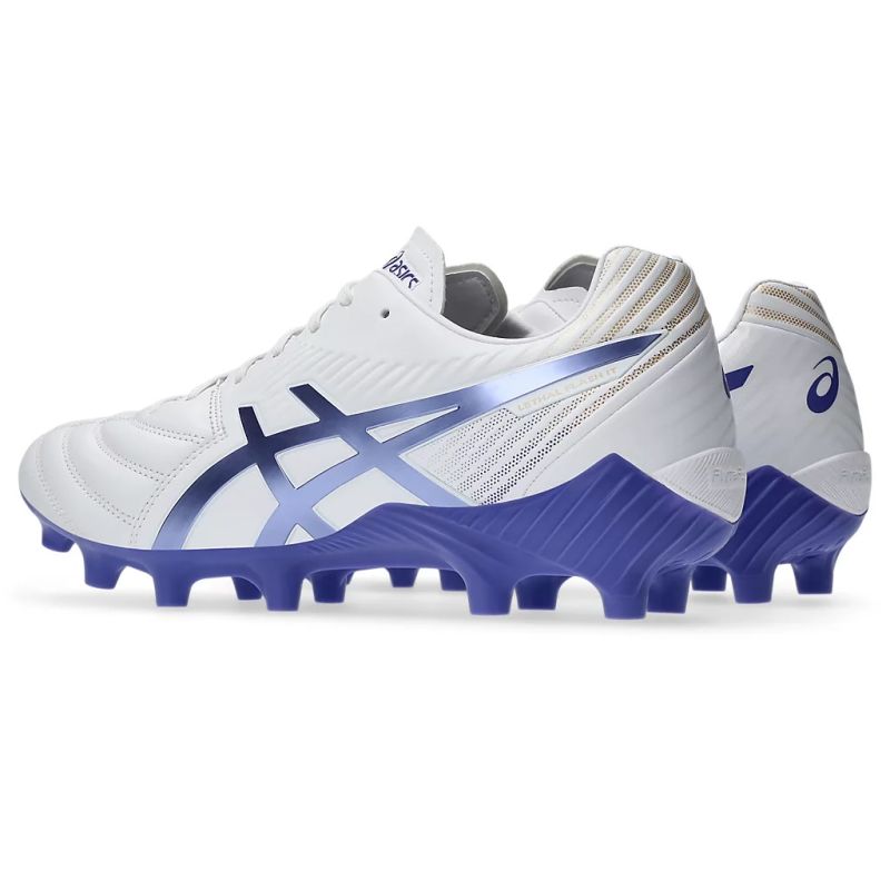 ASICS Lethal Flash IT 3 Women's Soccer Cleats - Lightweight Football Shoes for Women with Enhanced Traction - Perfect for Turf Games, Training & Competitive Matches