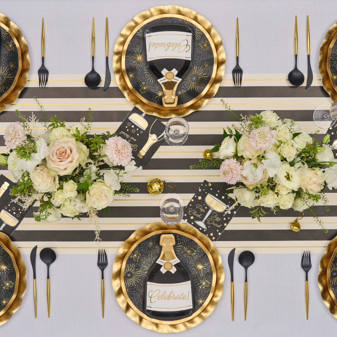 Wavy Dinner Plate Set of 8 - Elegant Ceramic Plates for Celebrations & Dining - Perfect for Parties, Holidays & Everyday Use
