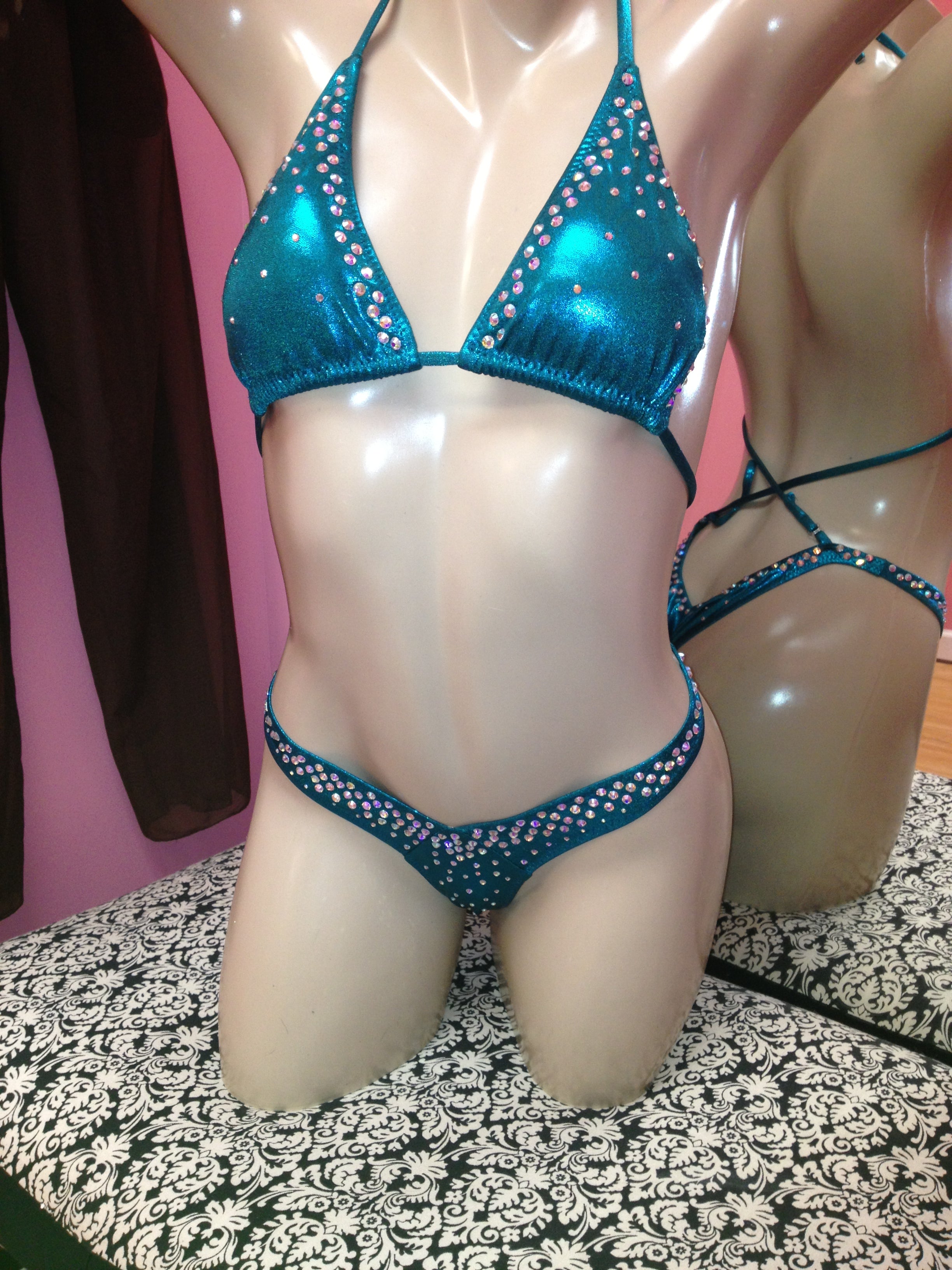 Custom Made FG11 Teal Figure Physique Fitness Competition Suit - NPC IFBB Approved - Perfect Fit for Bodybuilding & Bikini Contest - Ideal for Stage Performances & Professional Competitions