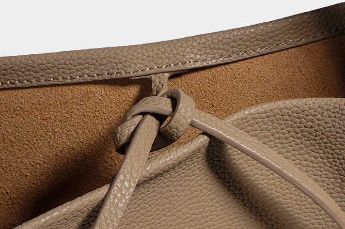 Stylish Leather Bucket Tote Bag for Women - Fashionable Handbag with Adjustable Strap - Perfect for Work, Travel & Everyday Use