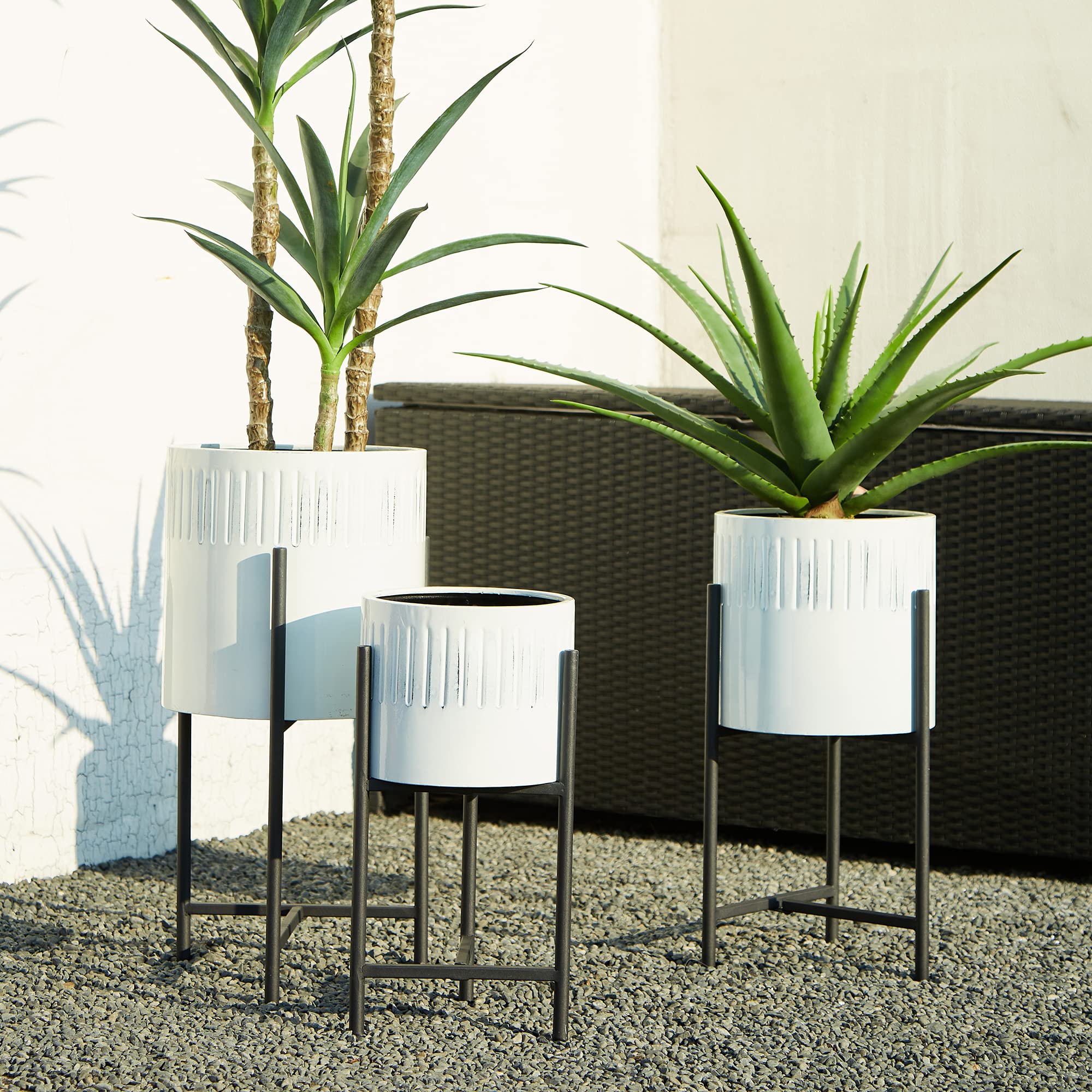 Glitzhome 3-Pack Mid-Century Modern Metal Plant Stand with Pots - Indoor/Outdoor Flower Pot Holder for Large Potted Plants (White) | Perfect for Living Room, Patio, Garden & Home Decor