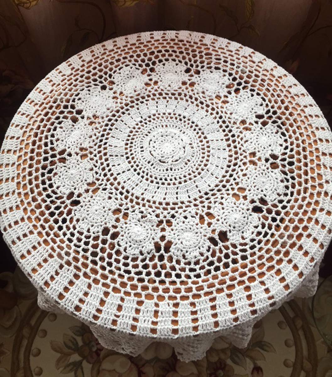 The Timeless Elegance of Damanni White Cotton Handmade Crochet Lace Tablecloth