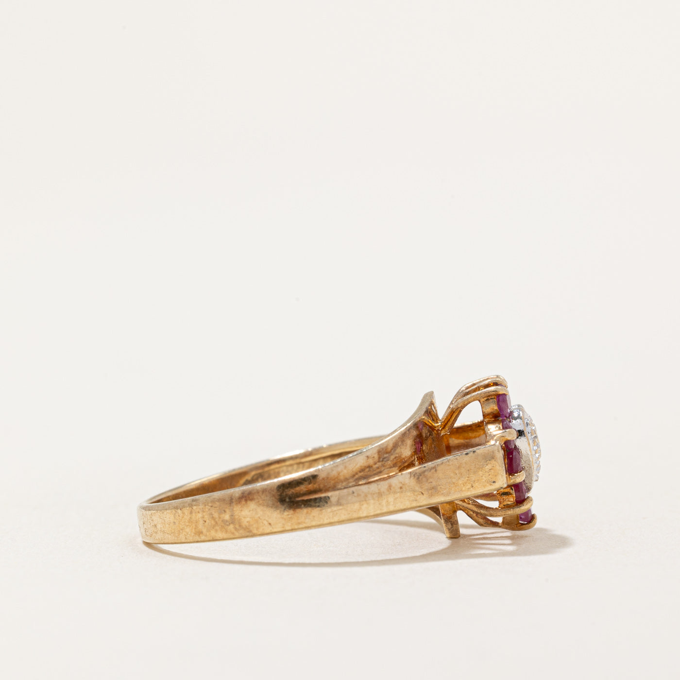 Exquisite Ruby & Diamond Heart Ring - 0.15ctw Total Weight, 0.005ct Diamond, Size 6 - Perfect for Valentine's Day Gifts, Anniversary Presents & Romantic Occasions