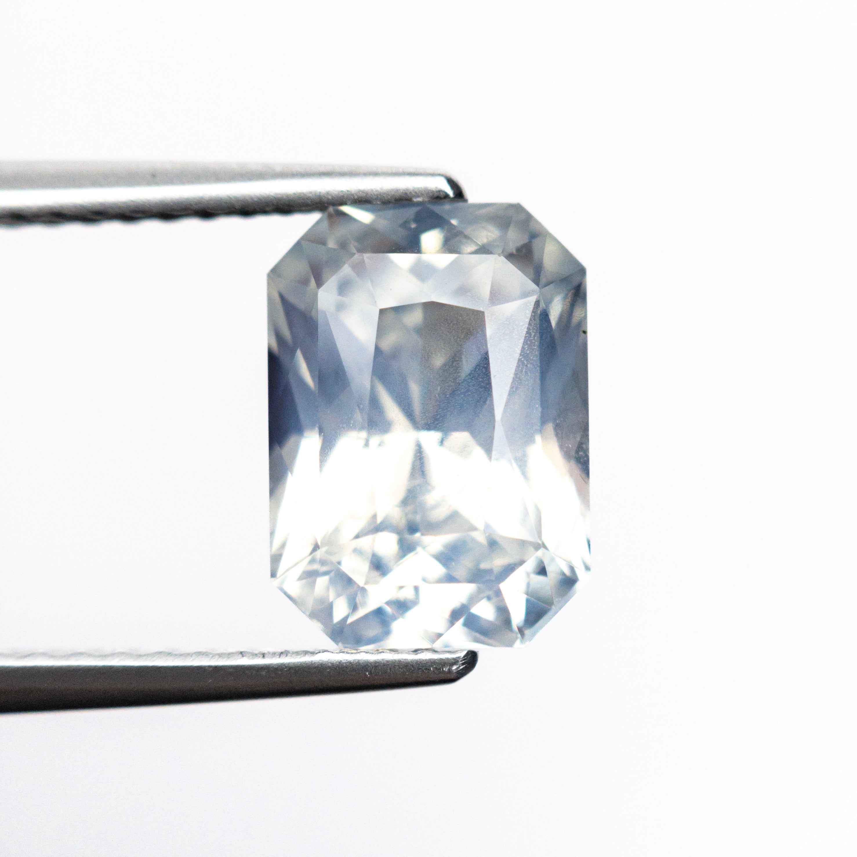 3.53ct Natural Blue Sapphire Gemstone - 9.50x6.84x5.39mm Cut Corner Rectangle Brilliant Cut for Jewelry Making, Engagement Rings & Fine Collections