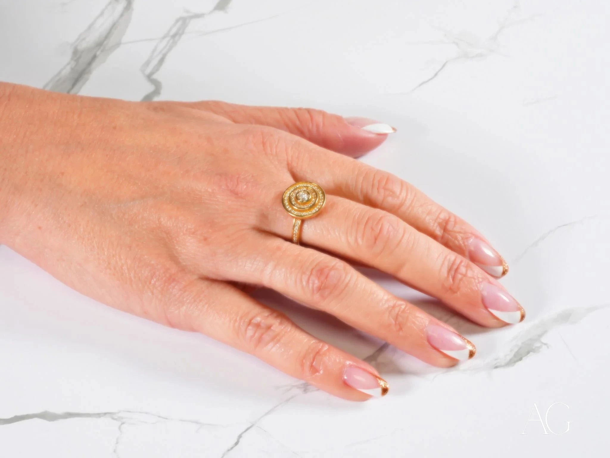 Eternal Radiance Ring - Elegant 925 Sterling Silver Wedding Band for Women, Perfect for Engagement, Anniversary & Valentine's Day Gifts