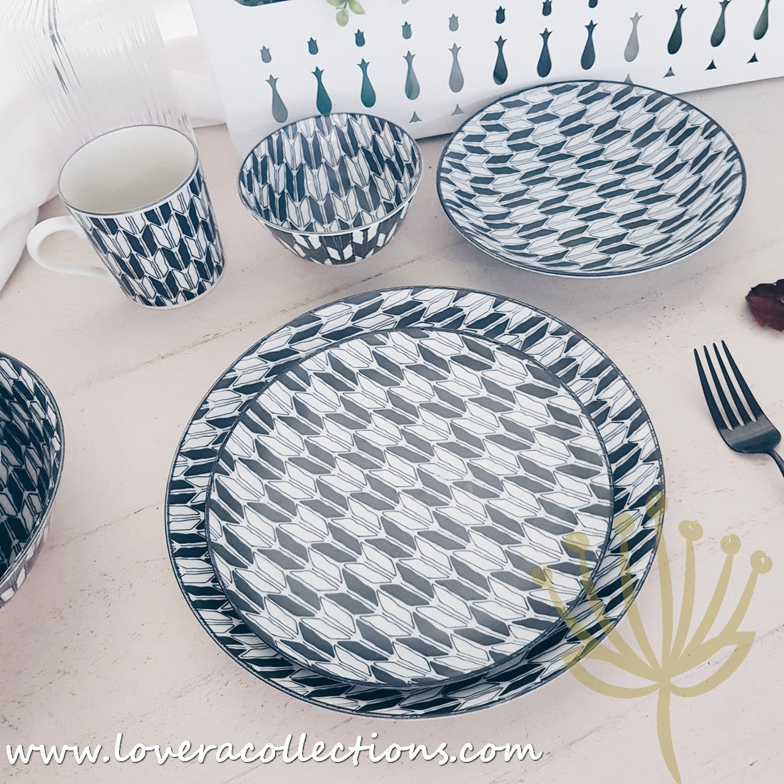 Awasaka Black & White Modern ARROWS Dinnerware Set - 16-Piece Porcelain Plates, Bowls & Mugs - Elegant Tableware for Dinner Parties, Restaurants & Home Decor (60% Off Limited Time Sale)