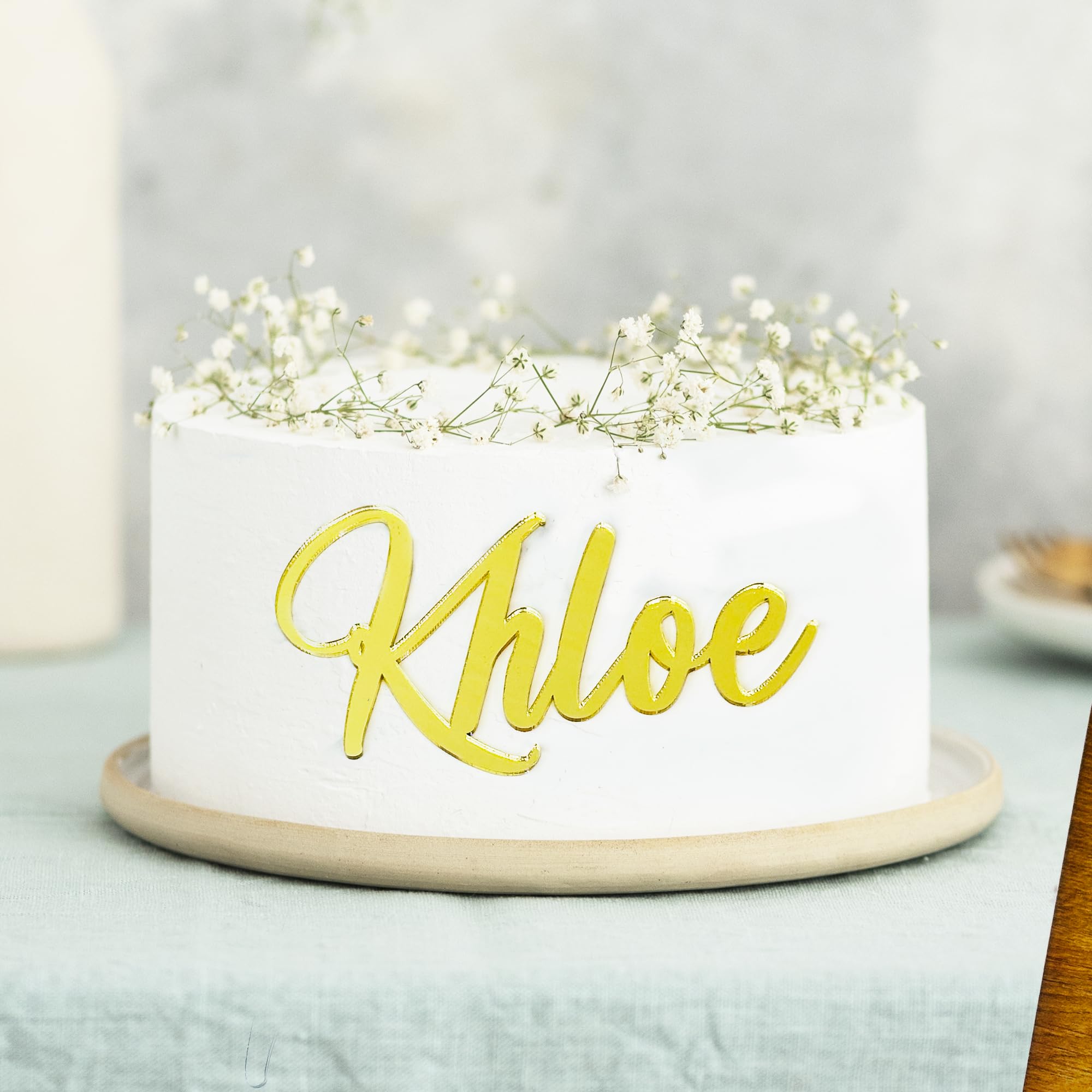Custom Acrylic Cake Name Sign - Personalized Cake Name Plaque for Birthday, Baby Shower & Wedding - Cake Letters & Decoration for Party Dessert Table Display