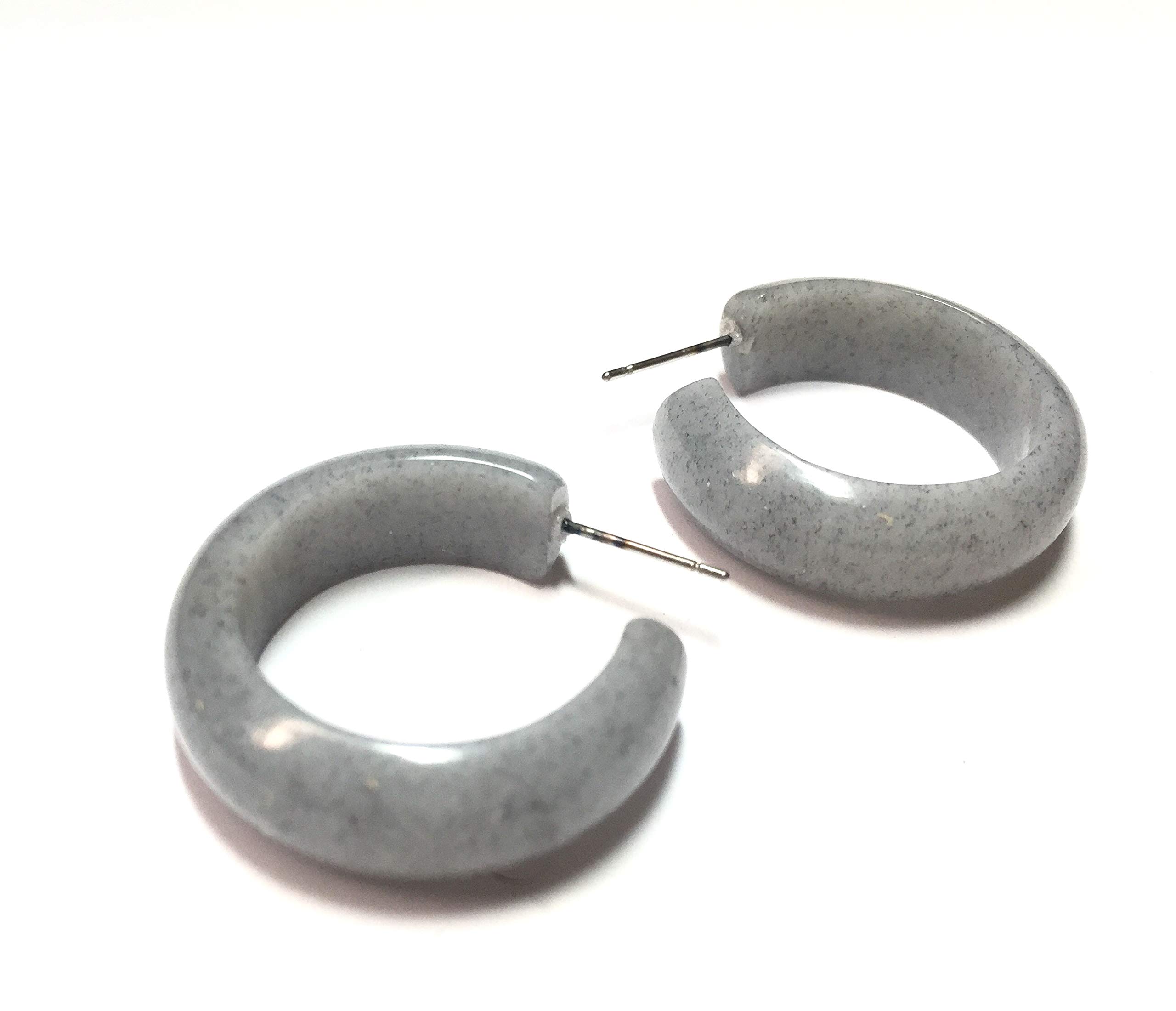 Grey Granite Speckled Acrylic Simple Lucite Hoop Earrings for Women - Lightweight Fashion Jewelry - Perfect for Casual Wear, Office & Evening Out