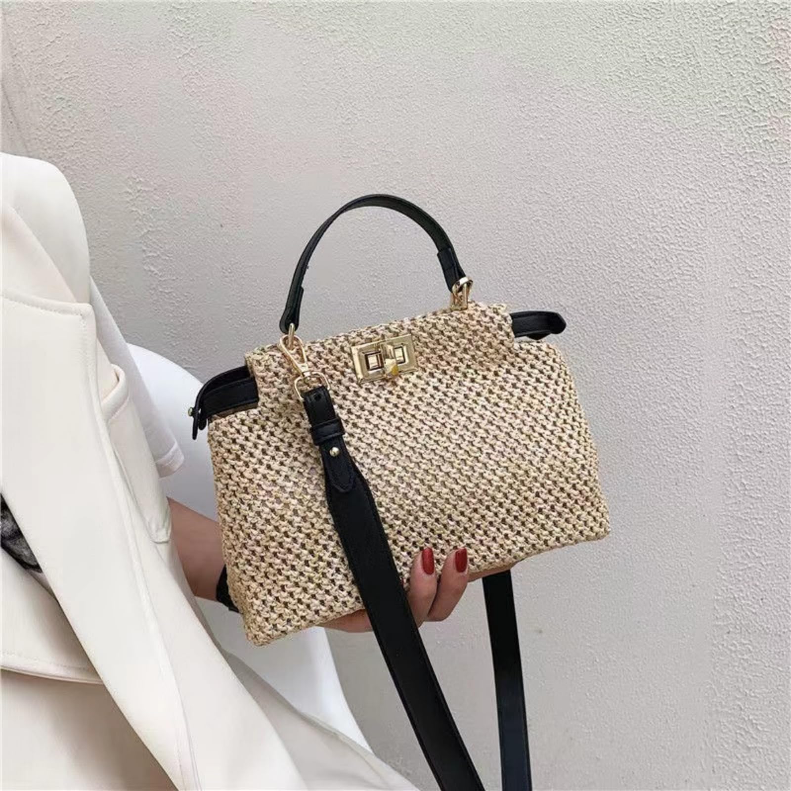 Stylish Women's Straw Beach Tote Bag - Small Crossbody Handbag for Summer 2024 | Perfect for Vacation, Poolside & Outdoor Adventures