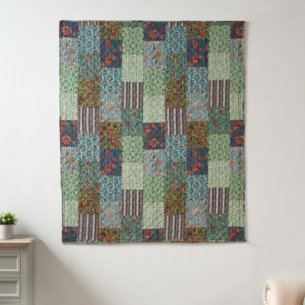 Greenland Home Reversible Boho Style Throw Quilt - 50x60 Inches - Jade & White Jasmine Pattern - Lightweight Bedspread for Sofa, Bed, Dorm or Outdoor Picnic