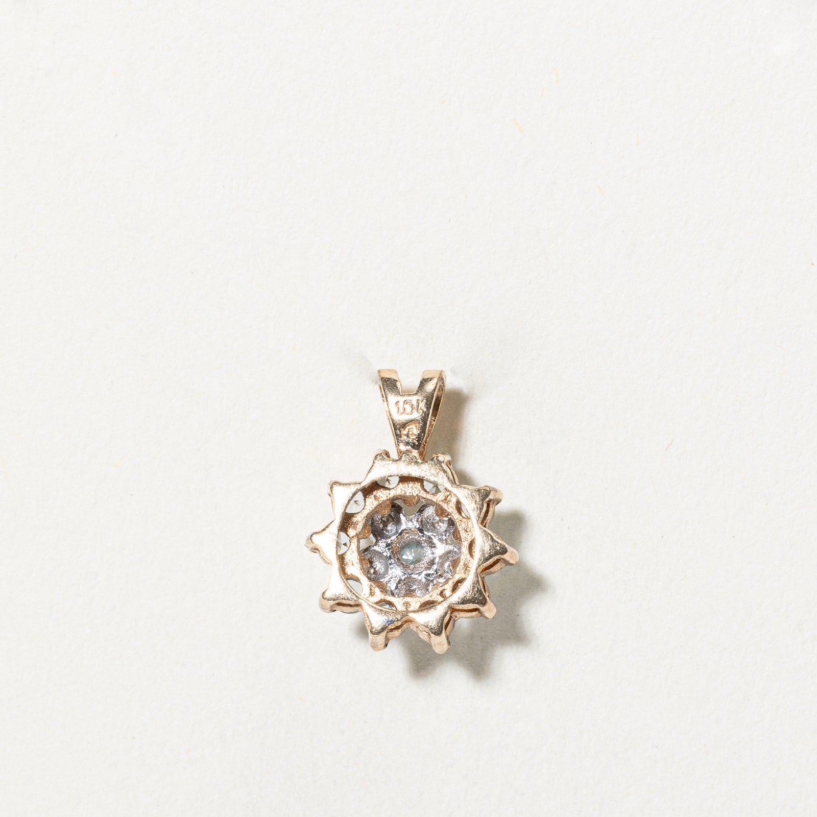 Exquisite 0.20ctw Topaz & 0.005ctw Diamond Cluster Pendant Necklace - Elegant Jewelry Gift for Women - Perfect for Weddings, Anniversaries & Special Occasions