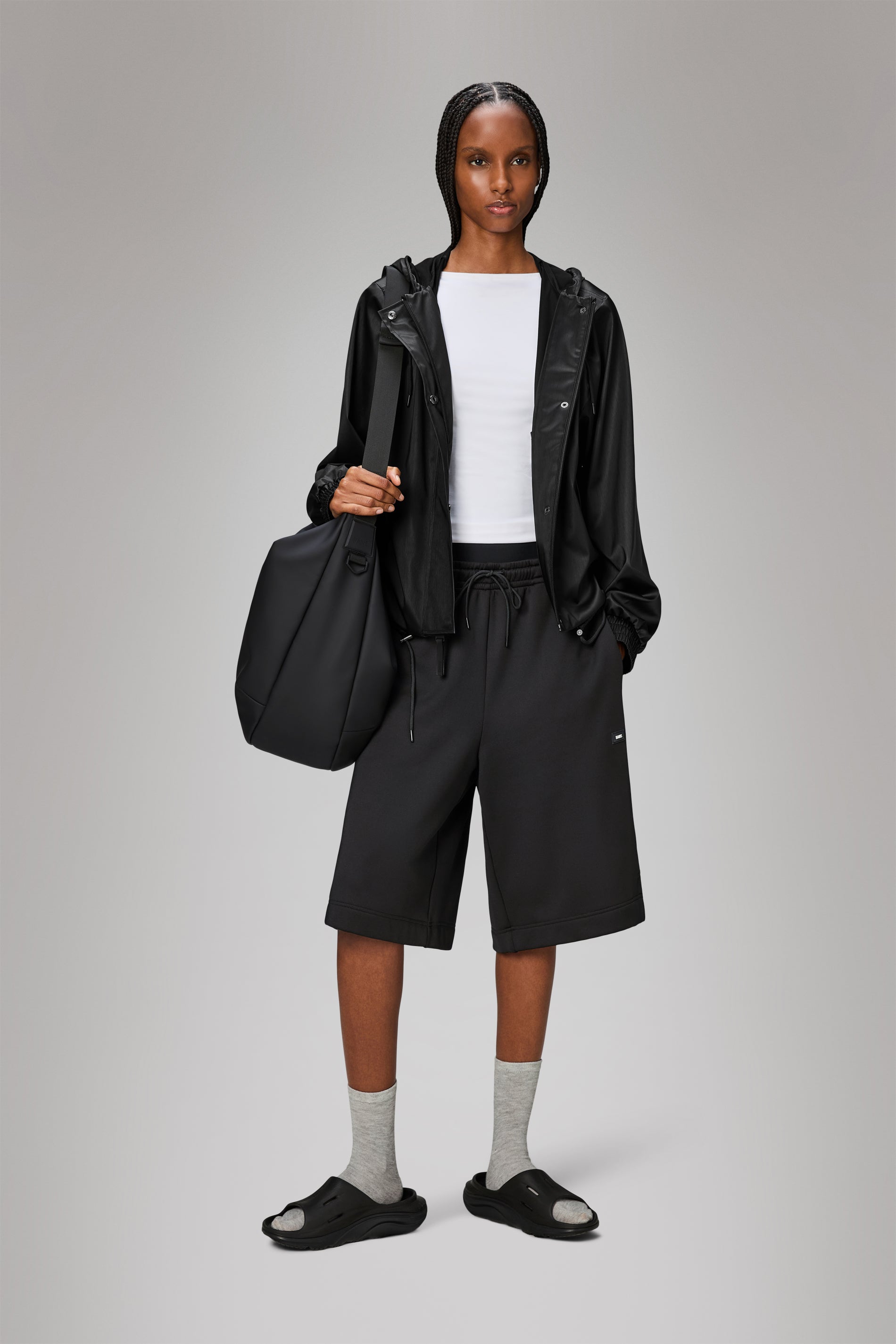 String W Jacket 1 - Stylish Women's Windbreaker for Outdoor Activities | Perfect for Hiking, Running & Casual Wear