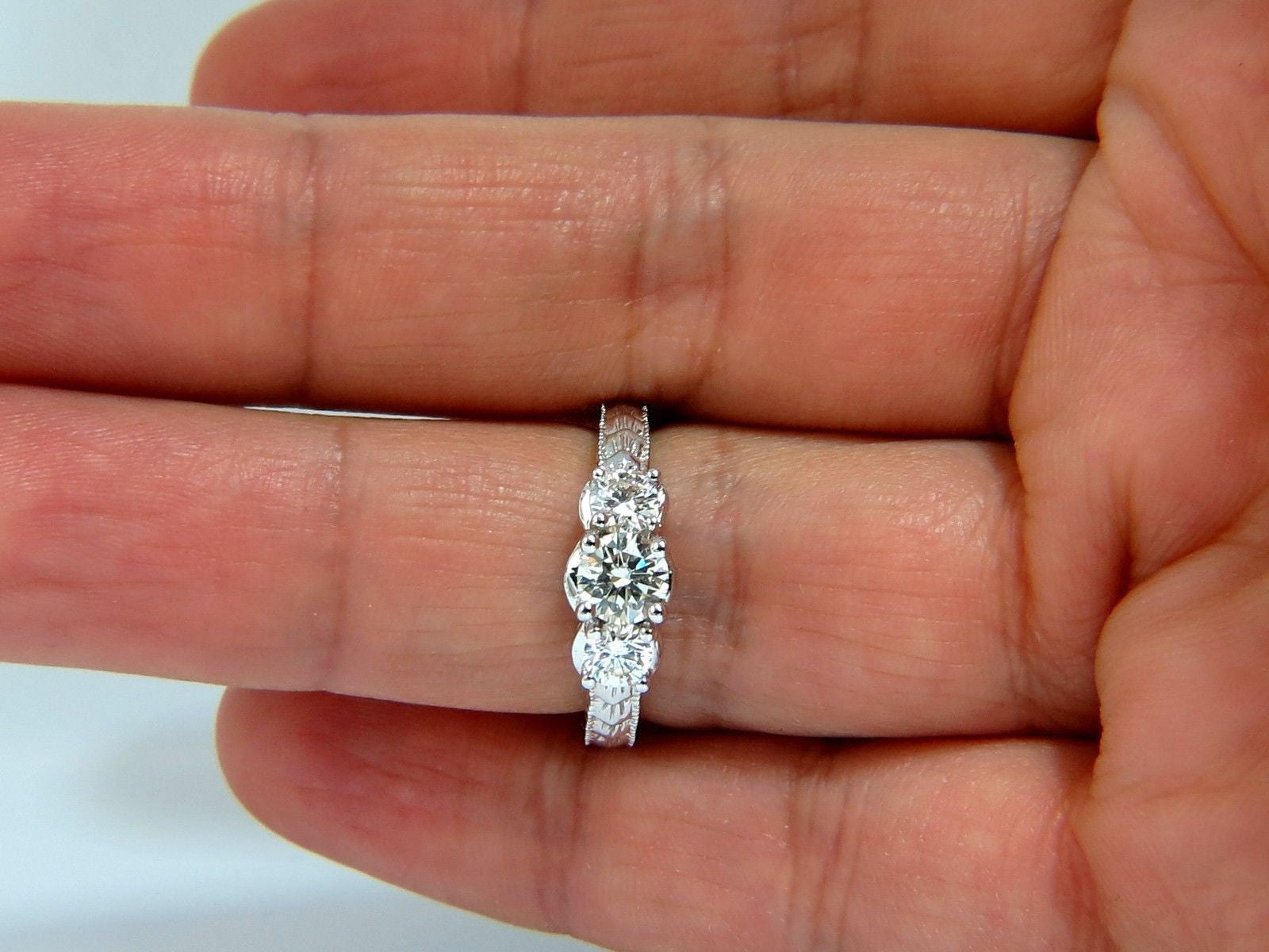 1.09CT Natural Round Brilliant Diamond Ring - Classic Three Stone Engagement Ring for Women, Wedding, Proposal, Anniversary Gift (Ideal for Bridal, Valentine's Day & Special Occasions)