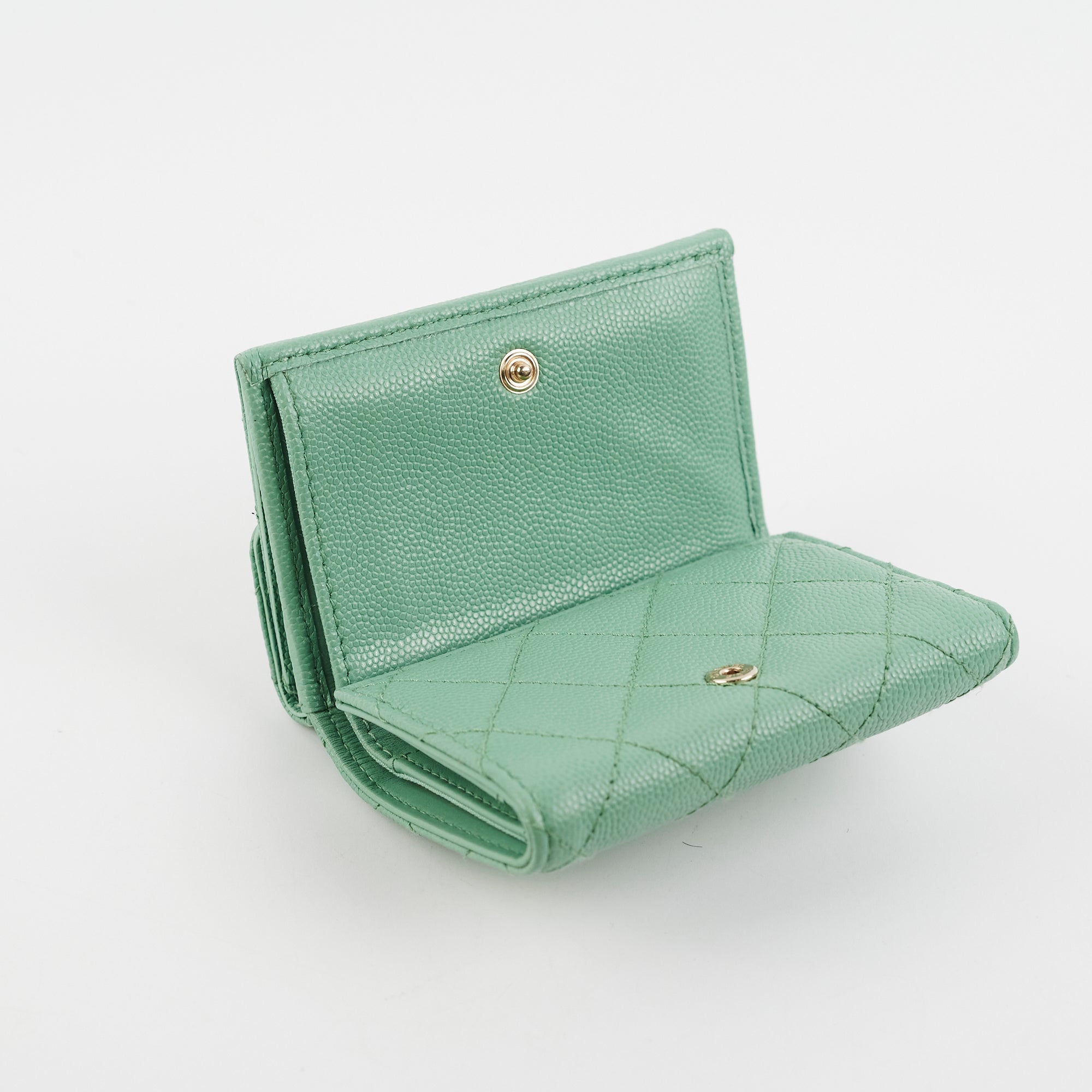 Chanel Caviar Leather Compact Wallet in Green - RFID Microchipped for Secure Payments | Perfect for Everyday Use & Luxury Fashion Accessories