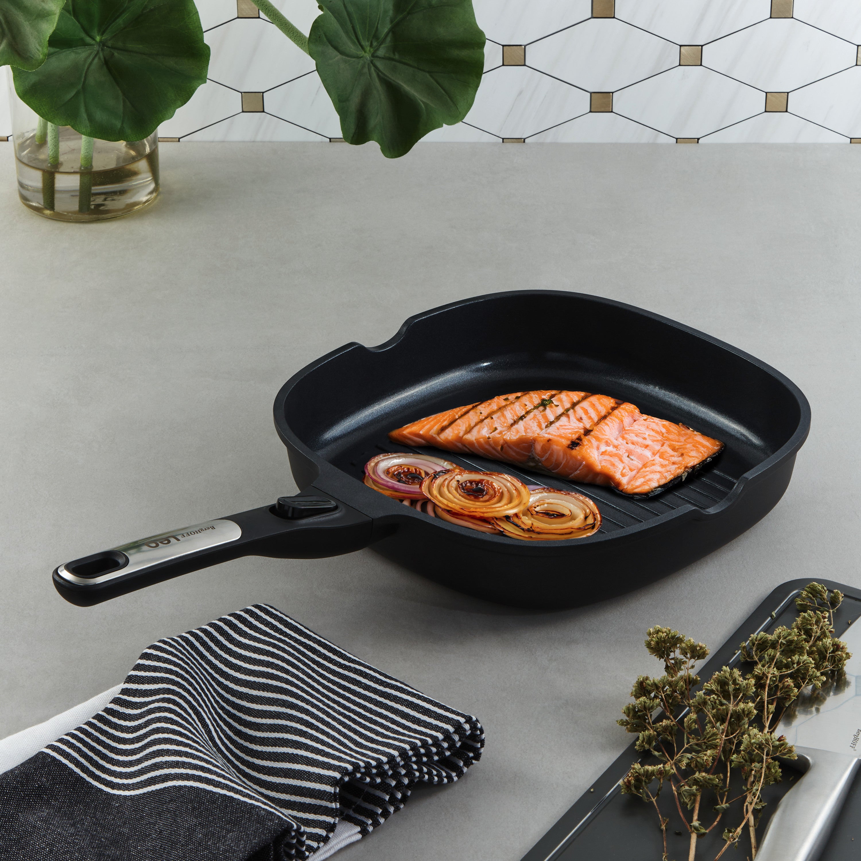 BergHOFF Leo Phantom 3-Piece Nonstick Ceramic Cookware Set - Eco-Friendly Recycled Material - Perfect for Frying, Sautéing & Cooking Healthy Meals