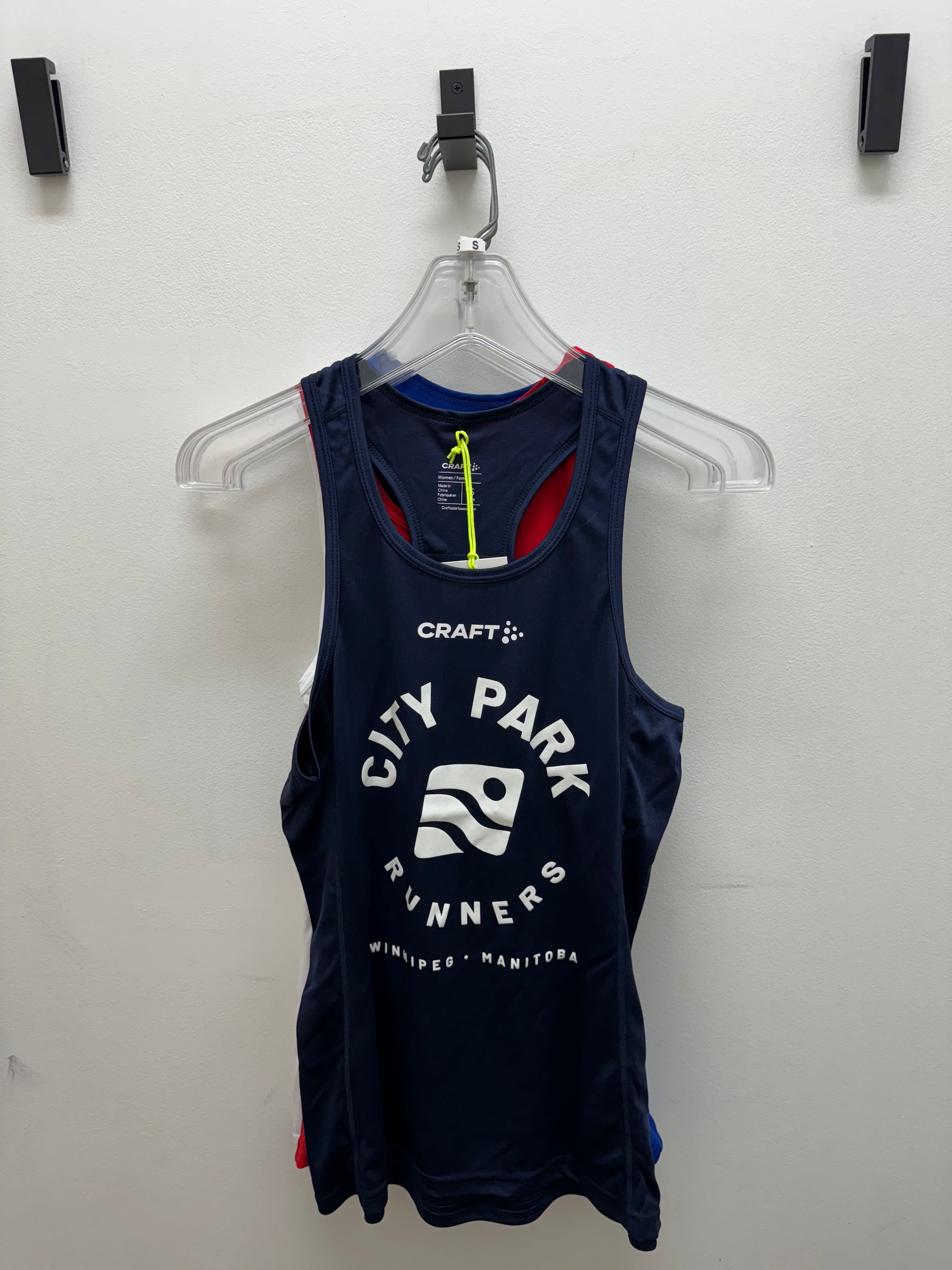 Women's Running Tank Top - Craft X City Park Runners Singlet - Lightweight Breathable Workout Shirt for Jogging, Gym & Outdoor Activities