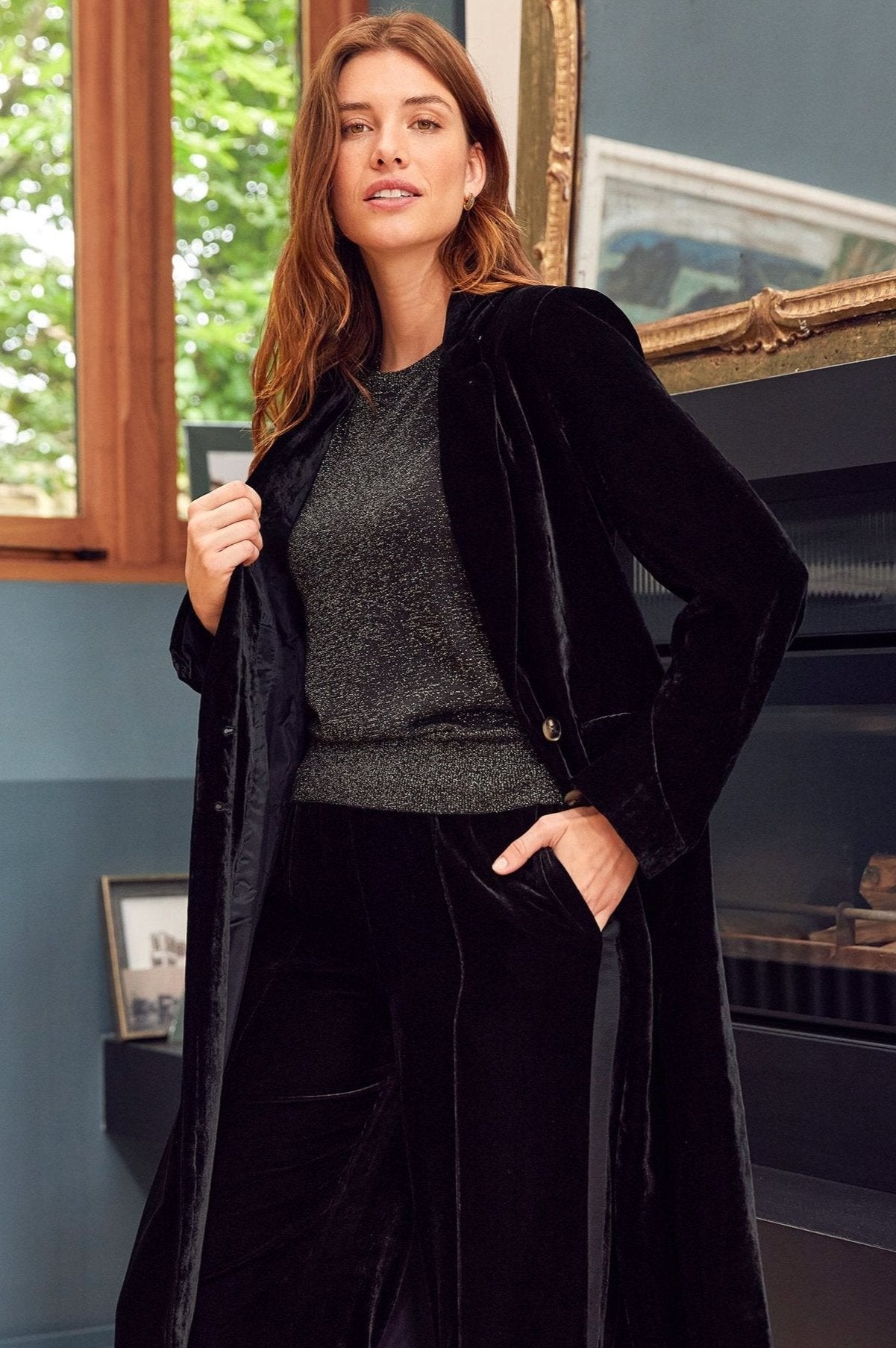 Luxury Velvet Opera Coat with Detachable Faux Fur Collar - Elegant Black Evening Coat for Women | Perfect for Weddings, Galas & Formal Events