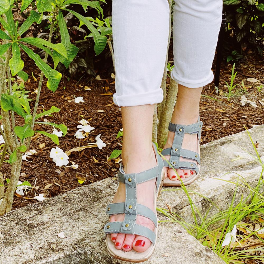 Claire Women's Adjustable Leather Gladiator Sandals - Stylish Summer Casual & Outdoor Walking Shoes for Women