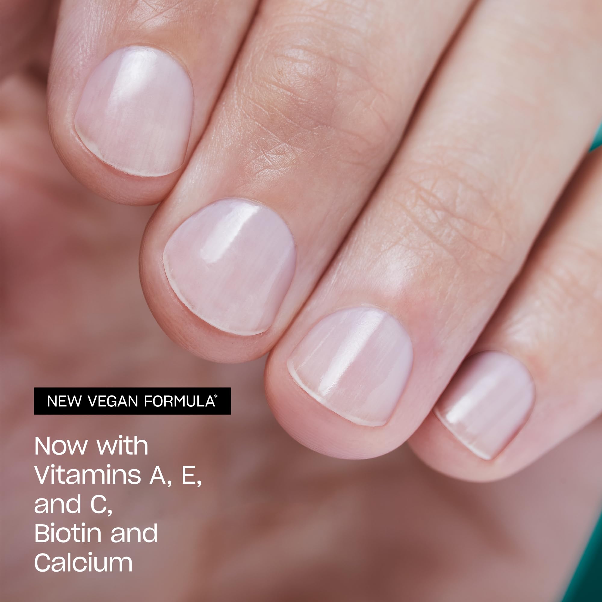 OPI Nail Envy Nail Strengthener - Clear & Opaque Crème Nail Polish Treatment for Weak & Thin Nails | Strengthens & Protects | Perfect for Daily Use & Nail Care Routine
