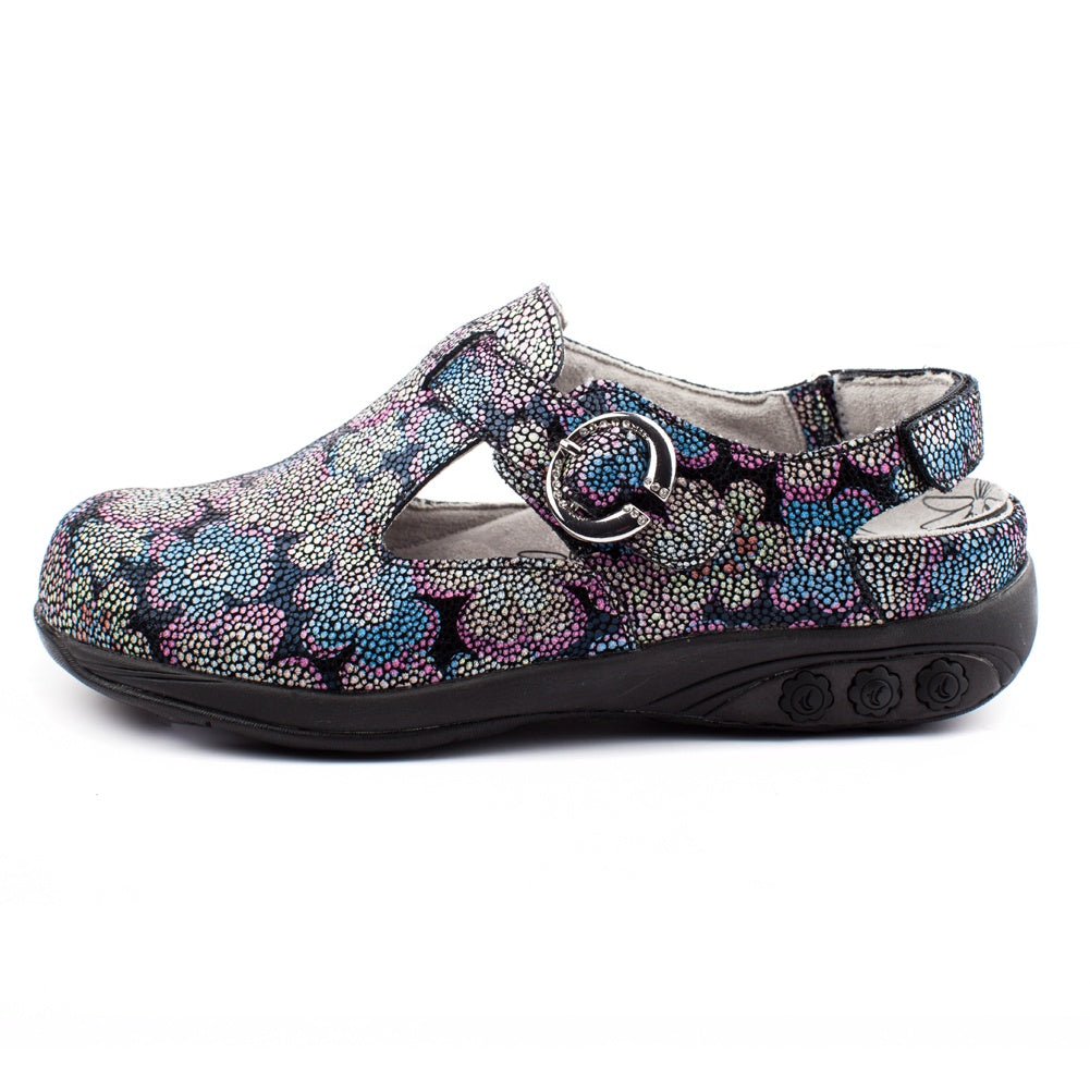 Chloe Women's Adjustable Leather Clog Sandals - Comfortable Slip-On Shoes for Casual Wear & Home Use