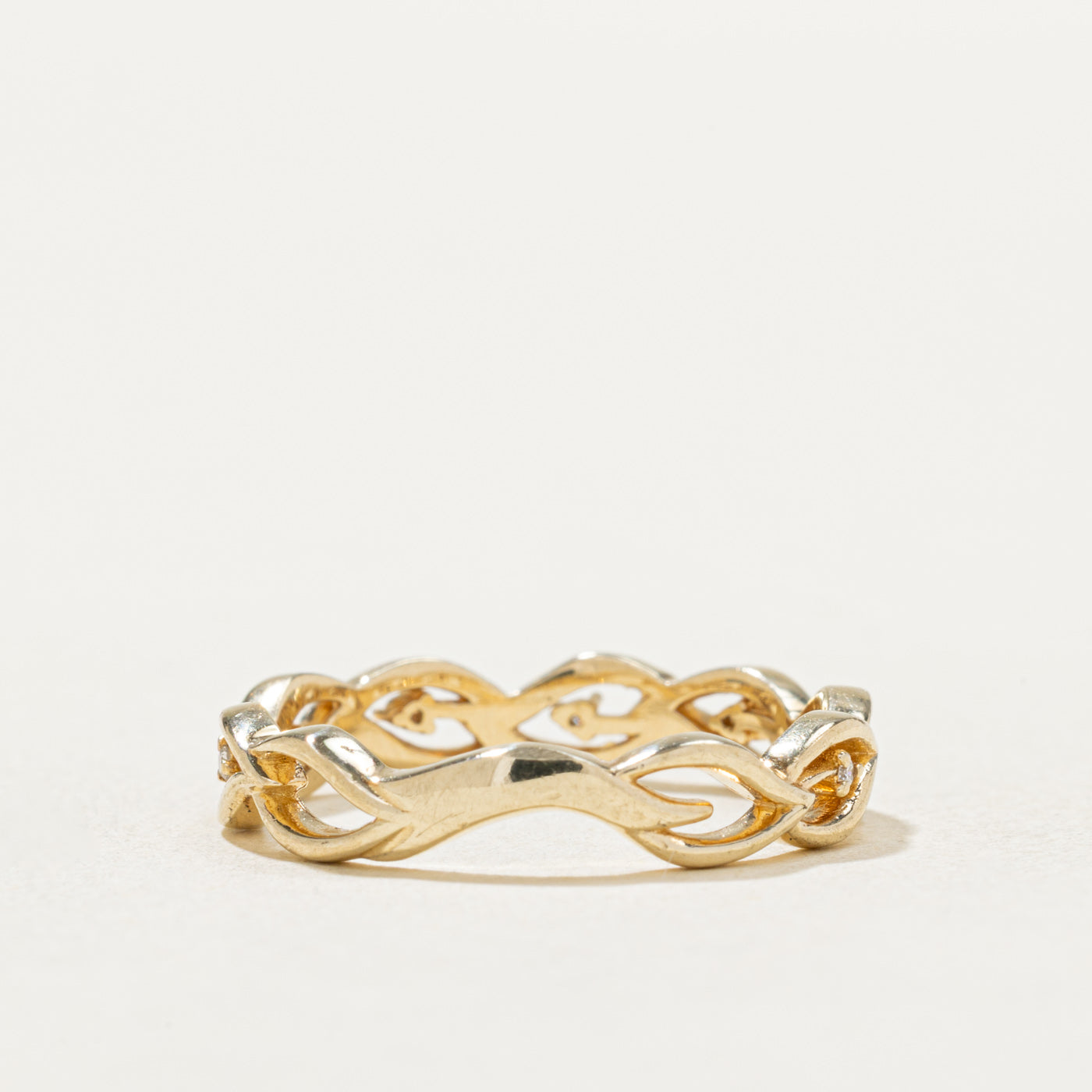 10K White Gold Semi Eternity Diamond Vine Ring | 0.03ctw Total Weight | Size 6.5 | Perfect for Anniversary Gifts, Engagement Rings & Special Occasions