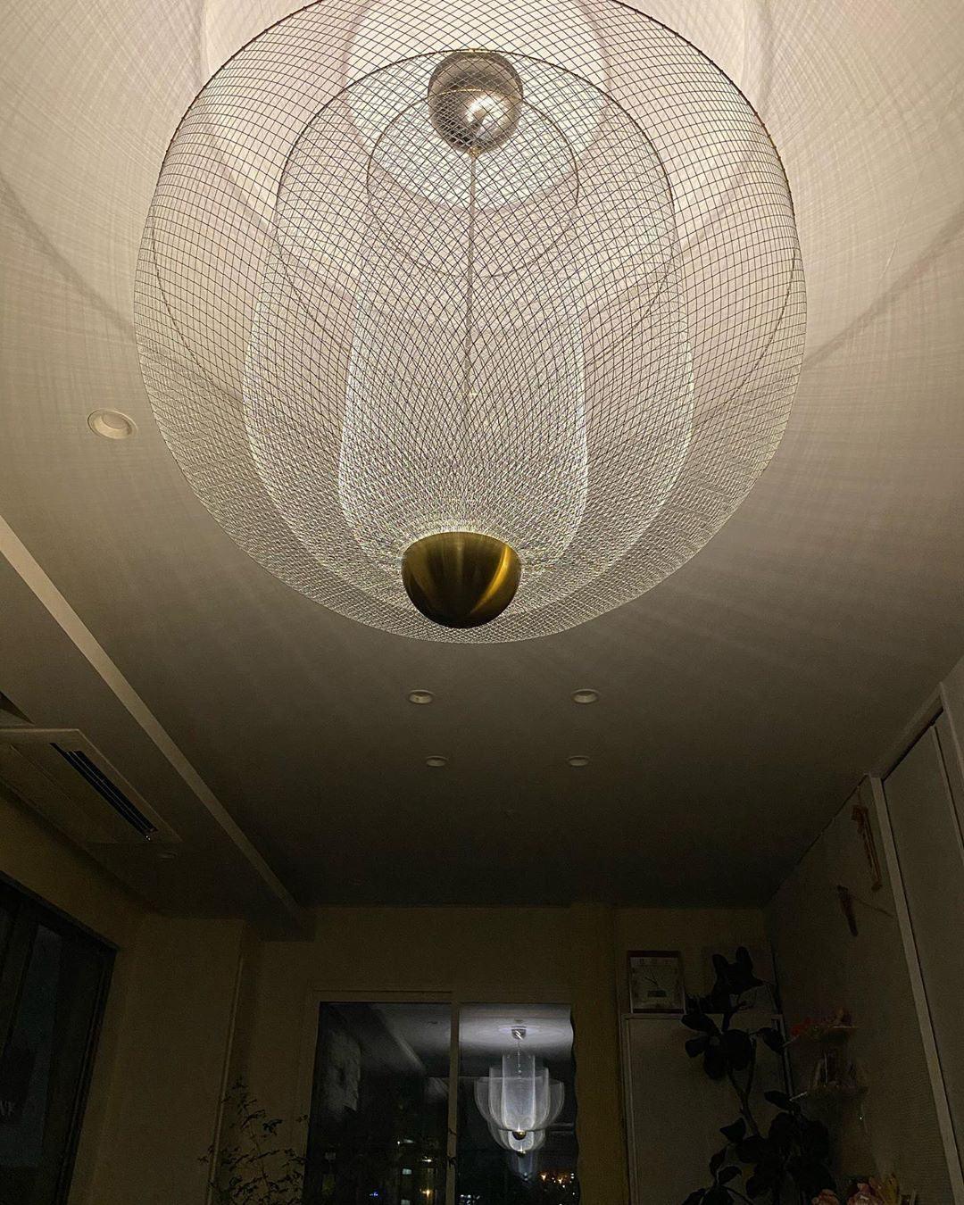 Meshmatics Modern Hanging Lamp - Adjustable LED Pendant Light for Living Room, Bedroom & Dining Room - Stylish Ceiling Fixture with Dimmable Warm White Light - Perfect for Home Decor & Ambient Lighting