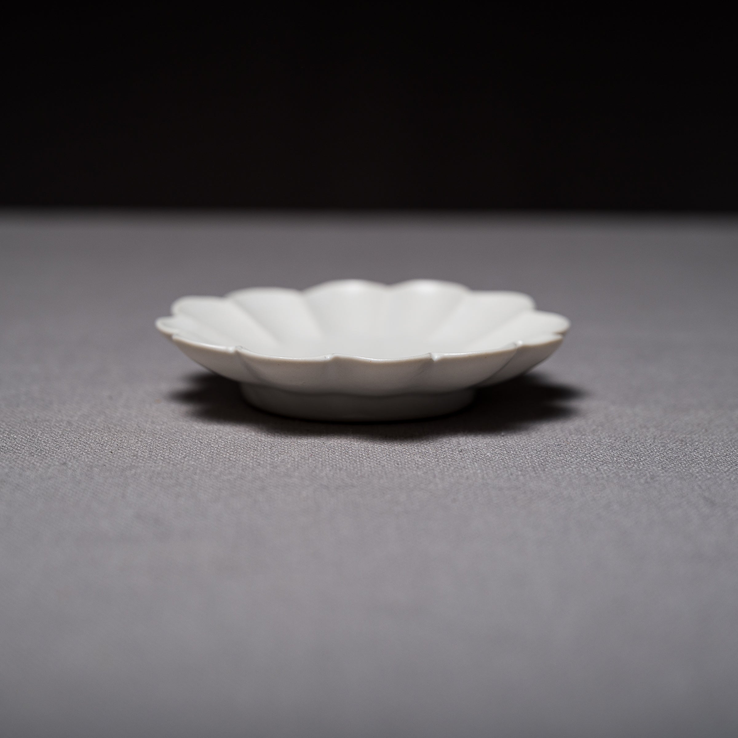 Handmade USUKI Ware Small Dish - Rinka Japanese Pottery for Soy Sauce, Wasabi & Sushi | Traditional Japanese Ceramic Appetizer Plate for Home Dining & Gift Giving