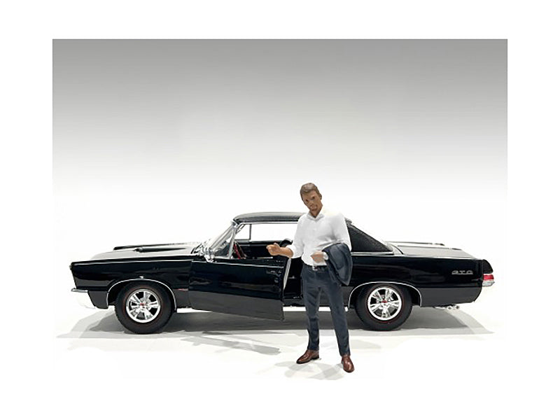 1/24 Scale Gentlemen's Club Figure - Highly Detailed Resin Model for Car Diorama & Miniature Scenes - Perfect for Model Train Layouts, Diorama Displays & Collectors by American Diorama