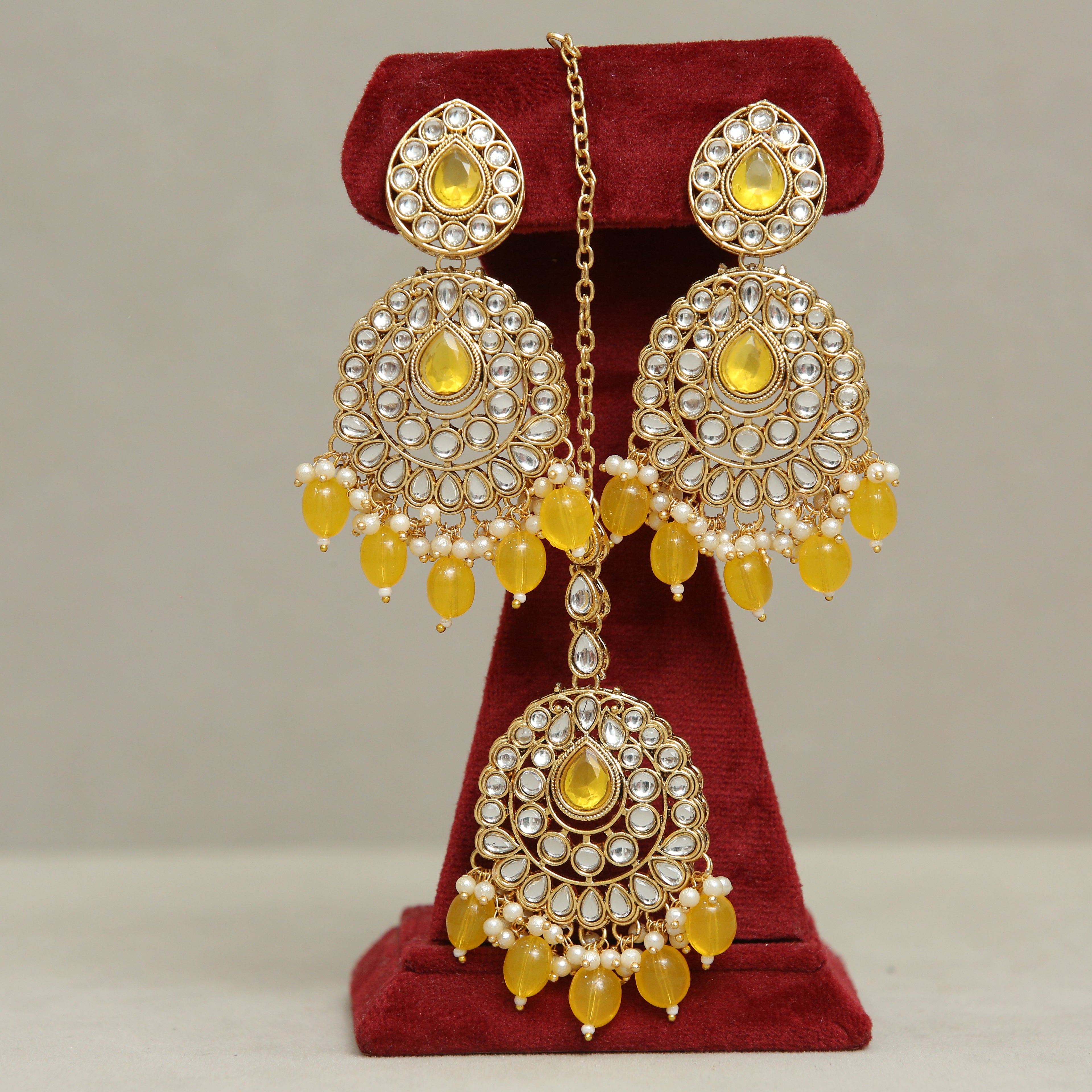 Exquisite Kundan Earrings and Tikka Set | Traditional Indian Jewelry for Weddings, Parties & Festive Occasions