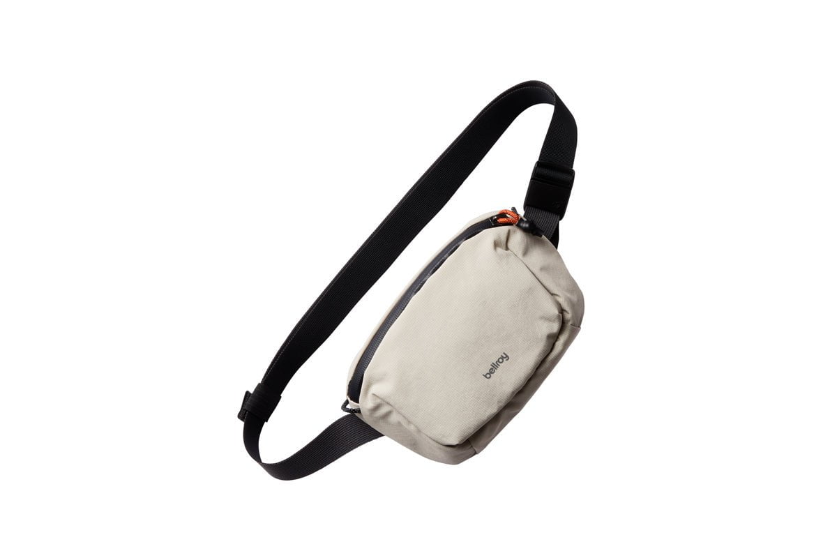 Bellroy Lite Belt Bag - Ultra Lightweight & Durable Waist Pack for Men & Women | Perfect for Travel, Hiking, Running & Everyday Use