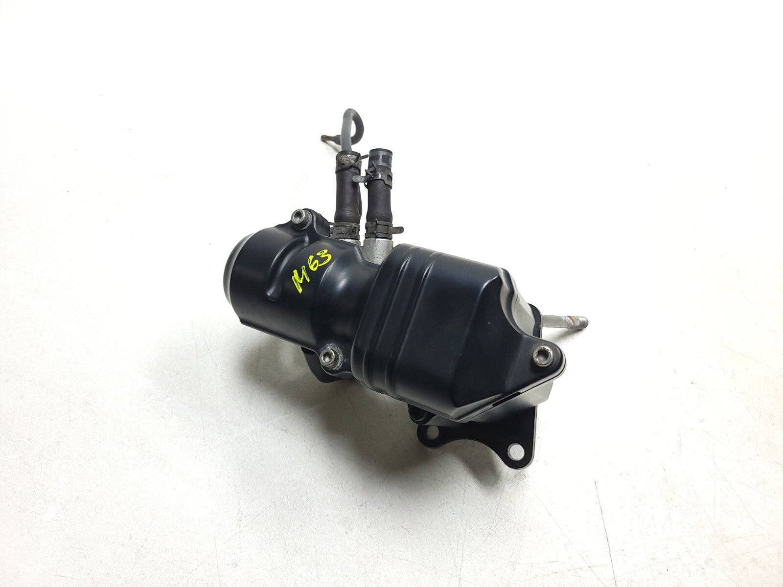 Yamaha V Star 650 XVS650 Classic Vacuum Pump OEM Replacement Part - Perfect for Motorcycle Repair & Maintenance