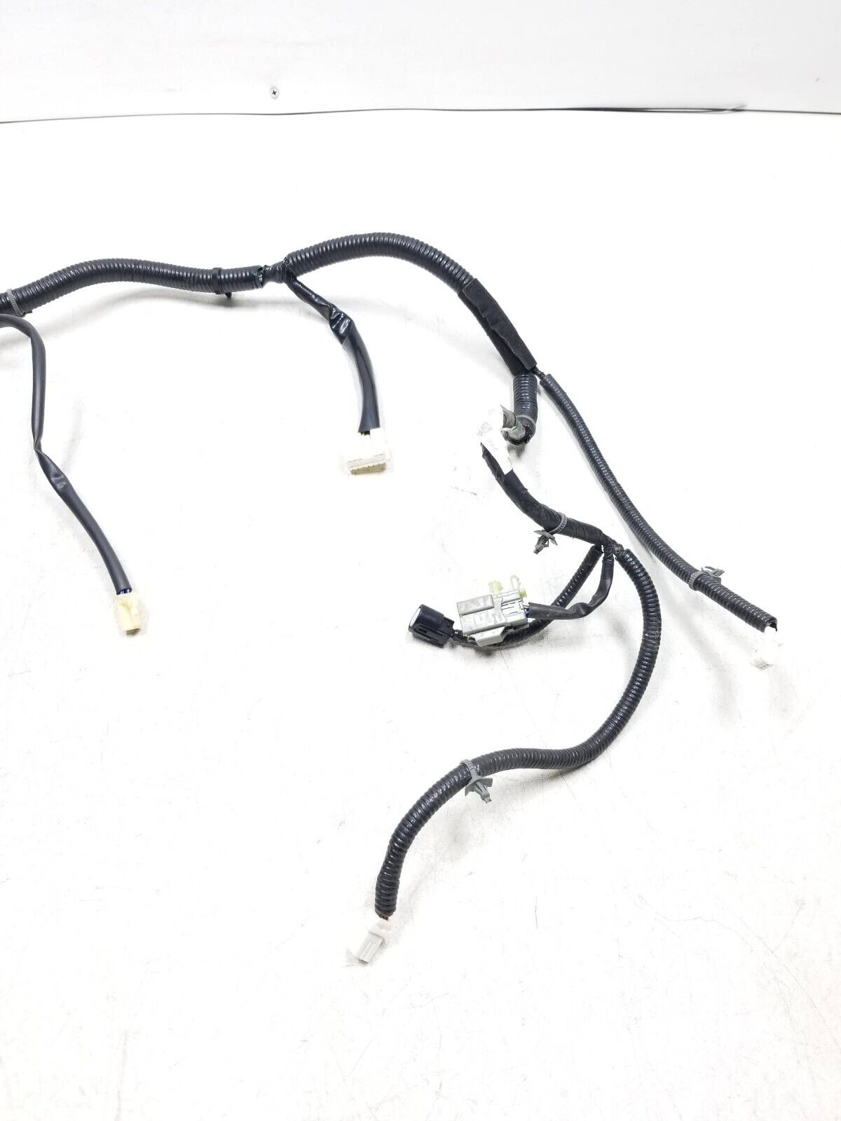 06-09 Infiniti M35 Front Passenger Seat Wire Harness B901B930 OEM Replacement Part - Perfect for Car Repair & Electrical System Maintenance