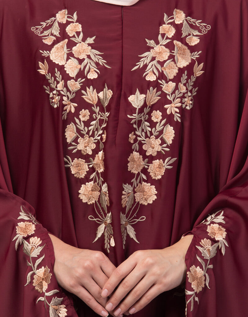 Elegant Arabic Embroidered Irani Kaftan - Maroon Neck & Sleeve Design | Perfect for Eid, Weddings & Special Occasions