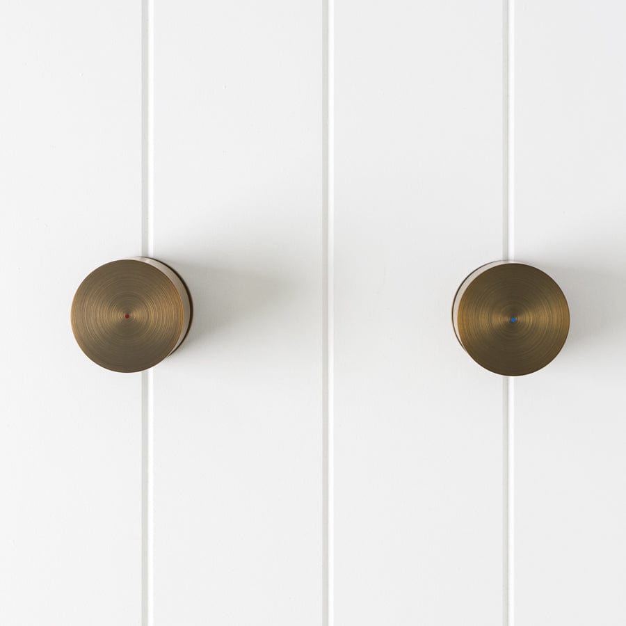 Vintage Round Taps in Antique Brass Finish - Perfect for Bathroom & Kitchen Faucet Upgrades