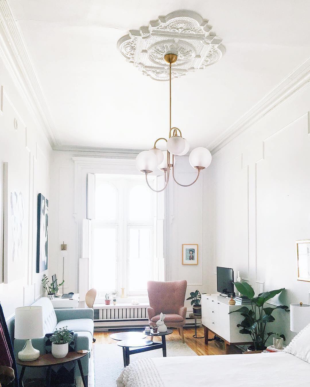Elegant Gooseneck Chandelier Lighting Fixture - Modern Adjustable Brass Ceiling Light for Dining Room, Bedroom, Living Room & Office Decor