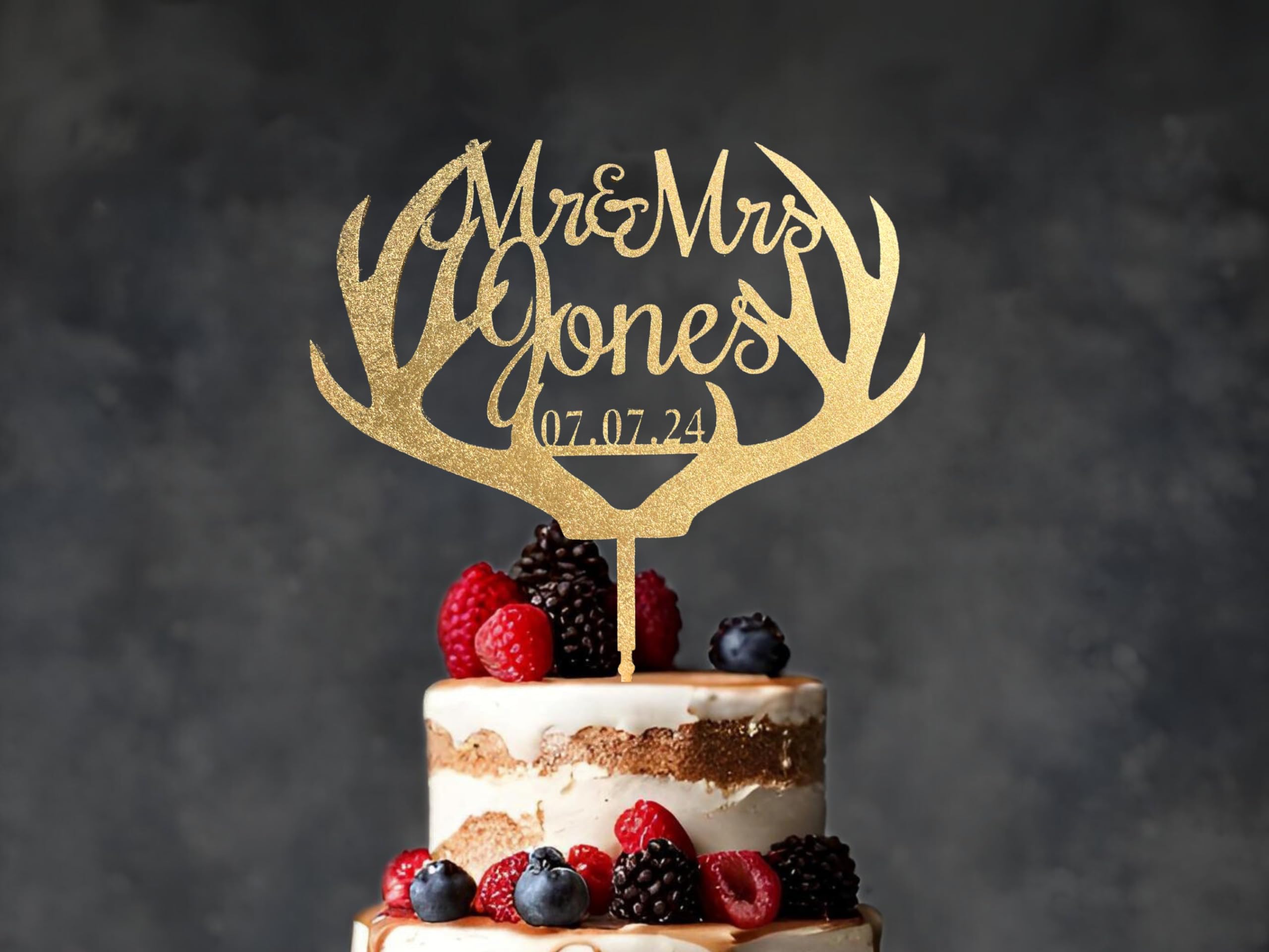 Mr & Mrs Deer Antler Cake Topper - Rustic Calligraphy Wedding Anniversary Cake Decoration - Custom Personalized Cake Topper for Weddings, Anniversaries & Romantic Celebrations