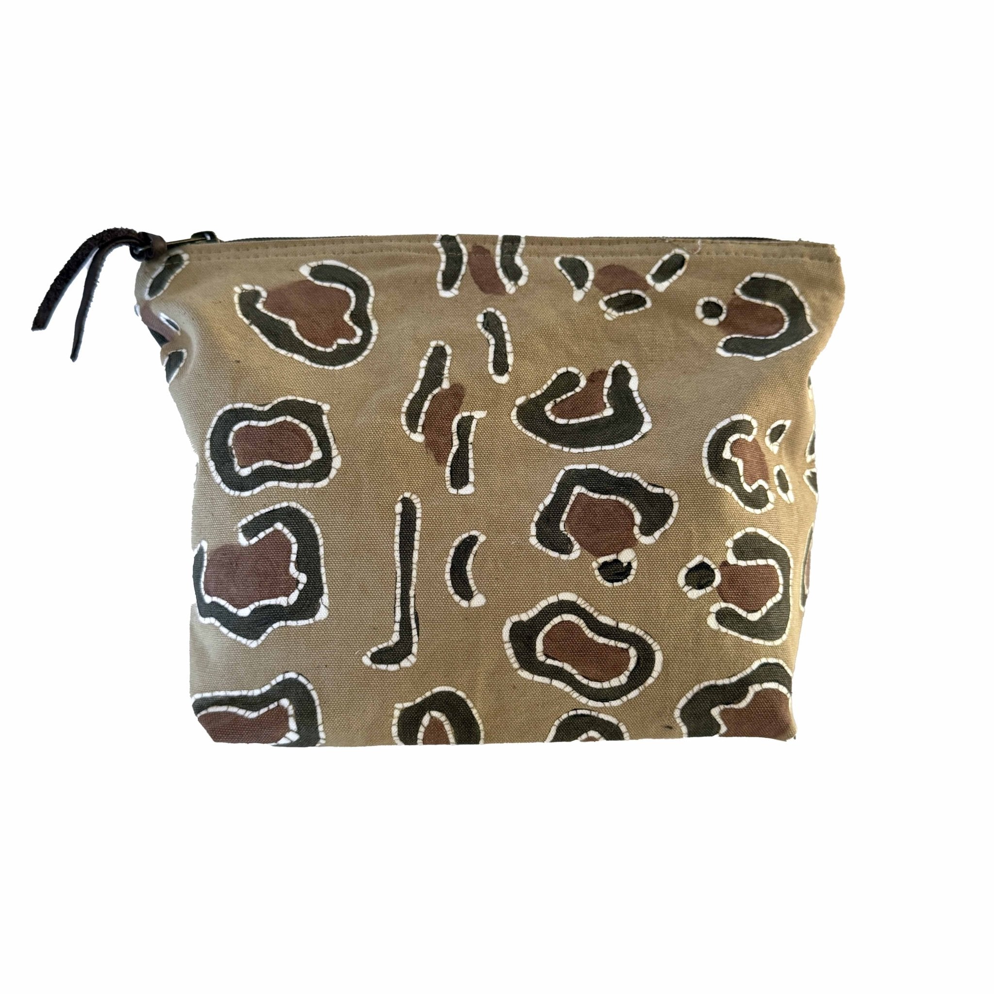 Mkupo Leopard Print Travel Cosmetic Bag - Waterproof Makeup Organizer for Women, Perfect for Travel, Gym & Beach Essentials Storage