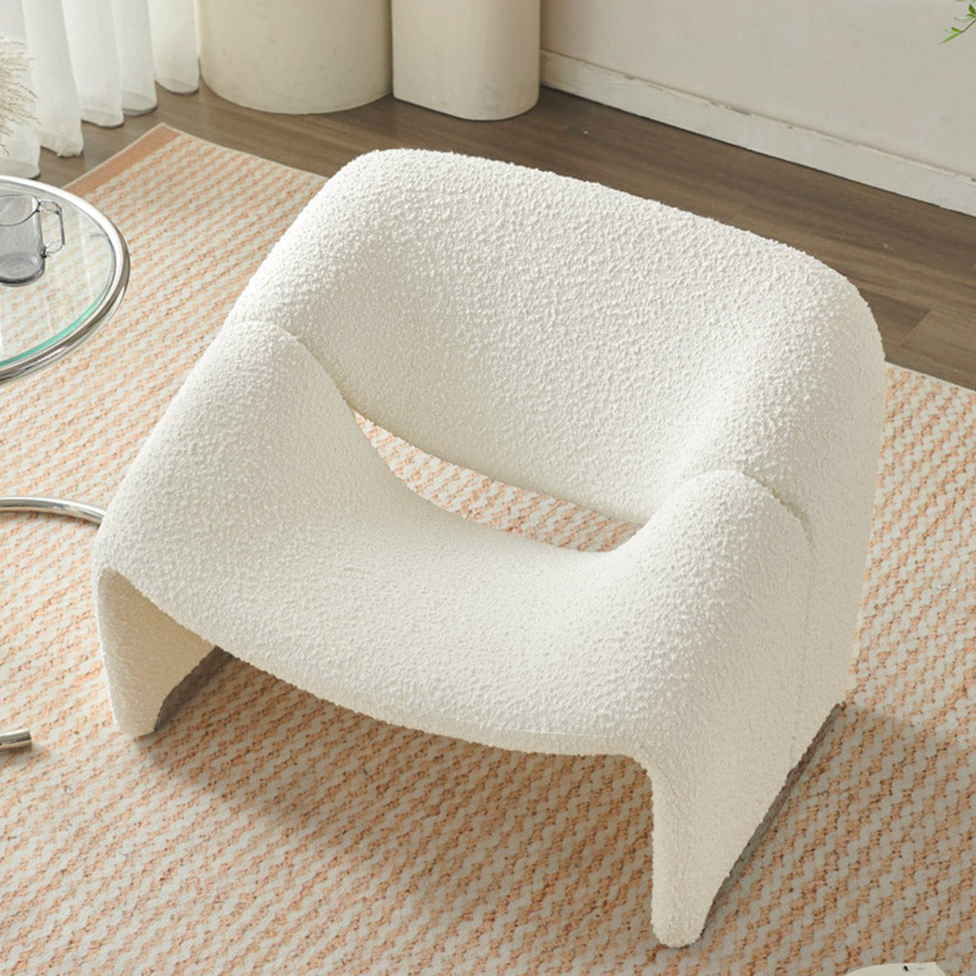Luxury Boucle Sherpa Accent Chair - Cozy Lounge Chair in White for Living Room, Bedroom & Office - Modern Comfortable Seating for Relaxing & Decor