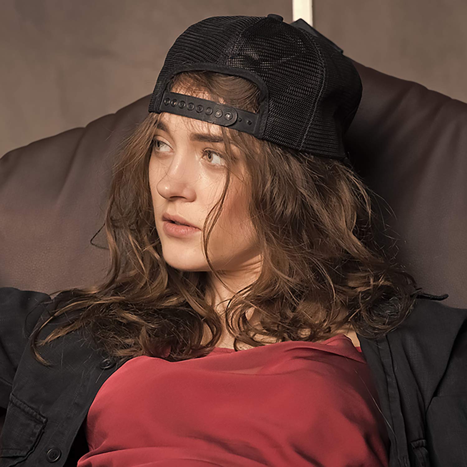 Stylish Adjustable Trucker Hat for Men & Women - Breathable Mesh Back, Snapback Closure - Perfect for Outdoor Activities, Sports & Casual Wear