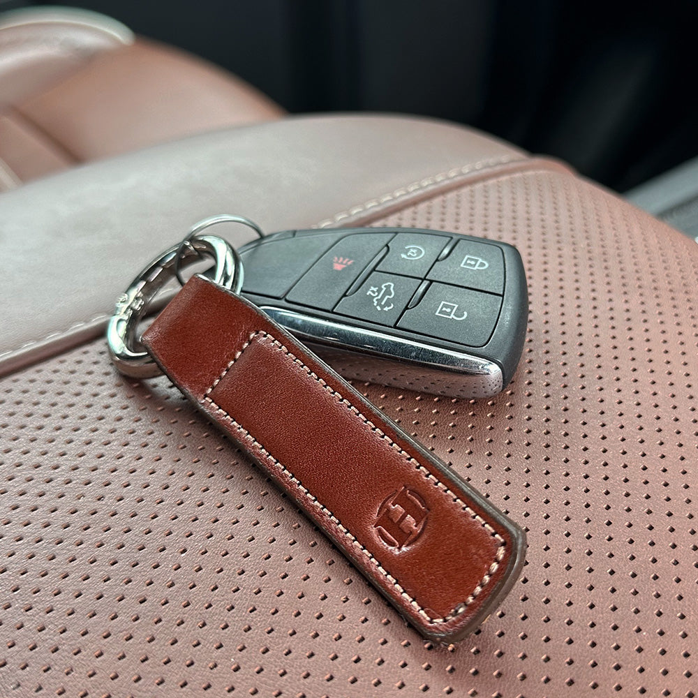 Premium Keychain - Durable & Stylish Key Holder for Everyday Use, Travel, and Gifts - High-Quality Metal Keyring for Home, Office, and Car Keys
