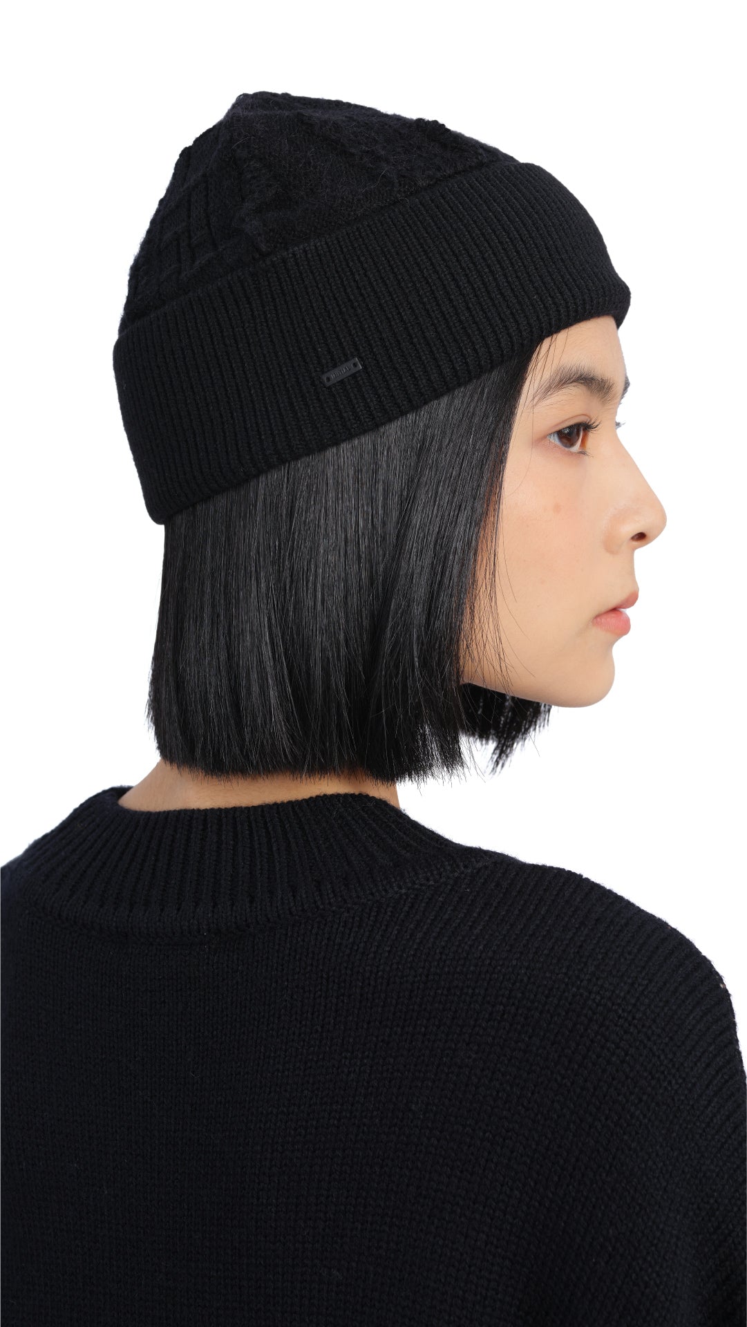 Multi Yarn Patterned Knit Beanie - Warm Winter Hat for Men & Women - Trendy Striped Design for Outdoor Activities, Skiing & Snowboarding