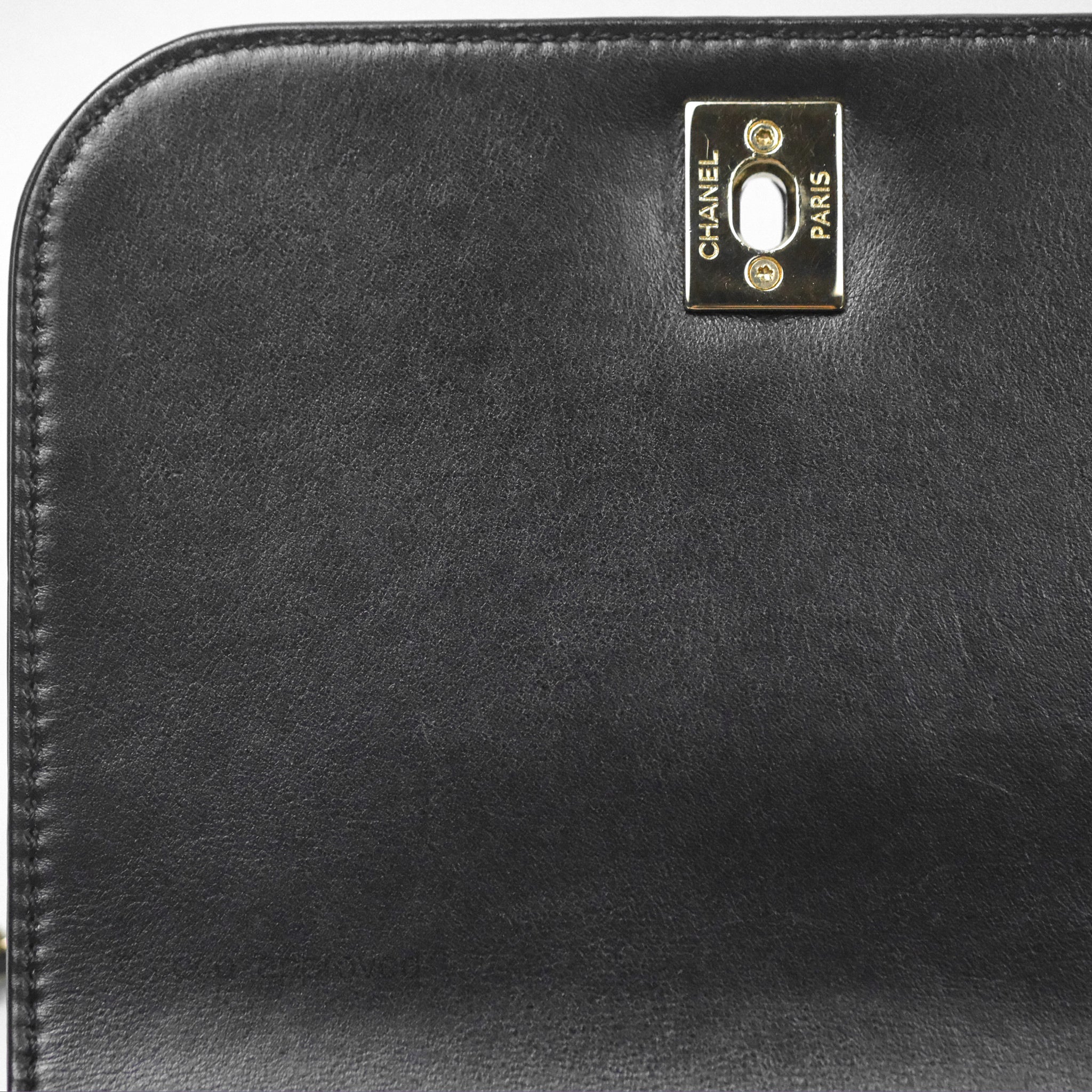 Authentic Chanel Small Flap Bag in Black Calfskin Leather - Perfect for Evening Events & Luxury Fashion Accessories